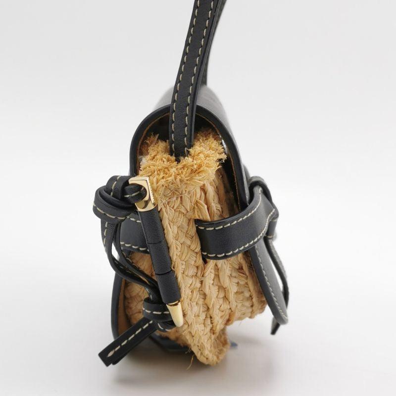 Loewe Gate Mini Black Leather and Straw Crossbody Bag In Excellent Condition For Sale In AUBERVILLIERS, FR