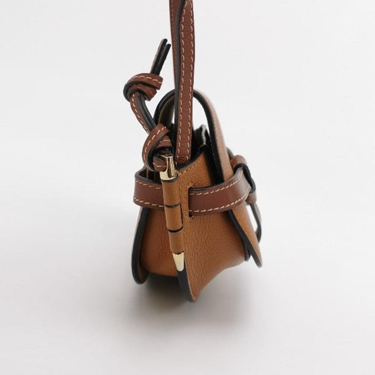 Loewe Gate Mini Tan Brown Crossbody Bag In Excellent Condition For Sale In AUBERVILLIERS, FR