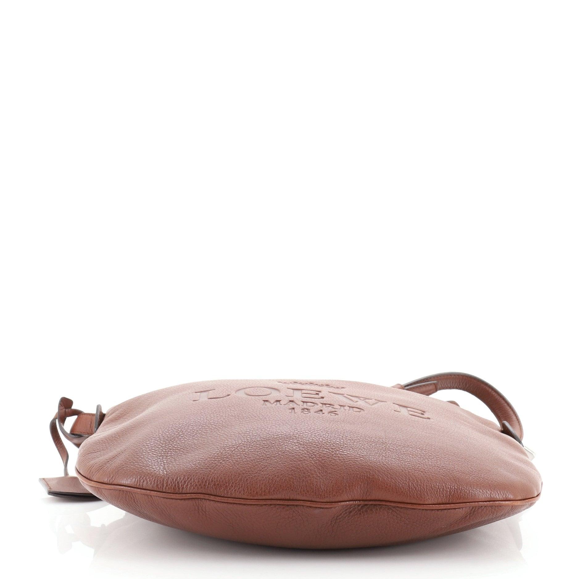 Loewe Heritage Messenger aus braunem Leder (Braun) im Angebot