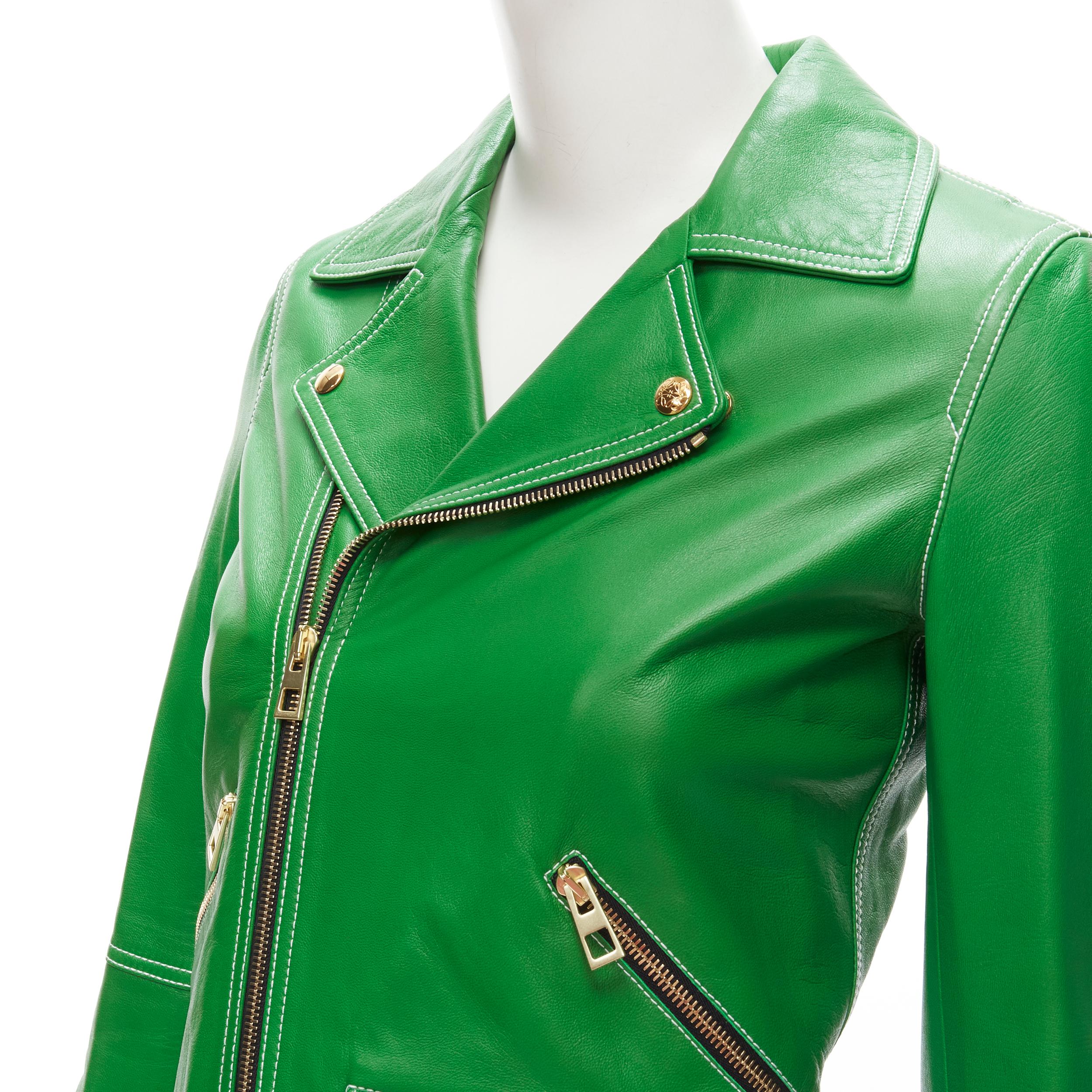 LOEWE JW ANDERSON kelly green leather moto biker jacket S 
Reference: ANWU/A00489 
Brand: Loewe 
Designer: JW Anderson 
Material: Leather 
Color: Green 
Pattern: Solid 
Closure: Zip 
Extra Detail: Kelly green leather upper. White overstitching