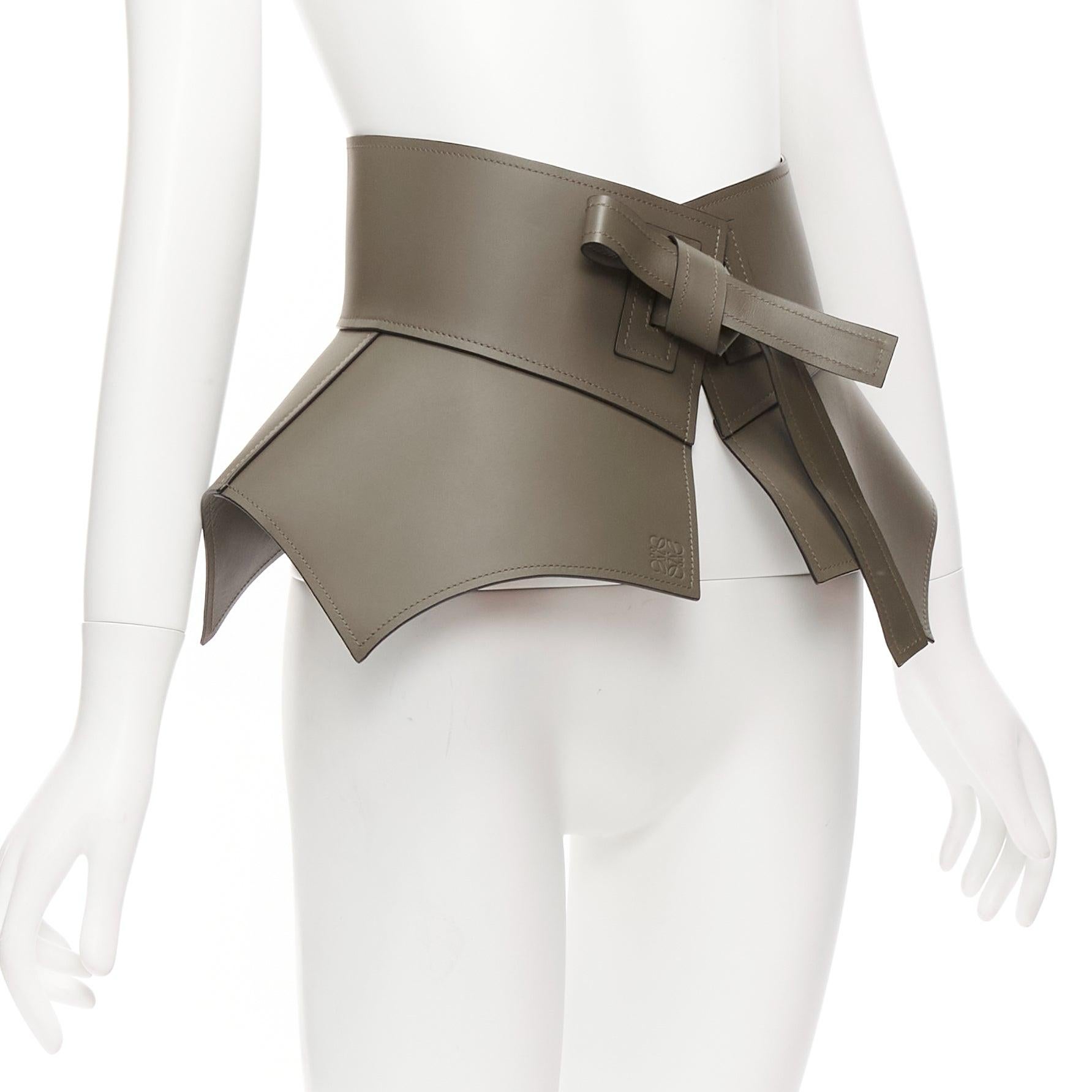 LOEWE khaki green smooth cowhide leather anagram peplum obi belt M In Good Condition For Sale In Hong Kong, NT