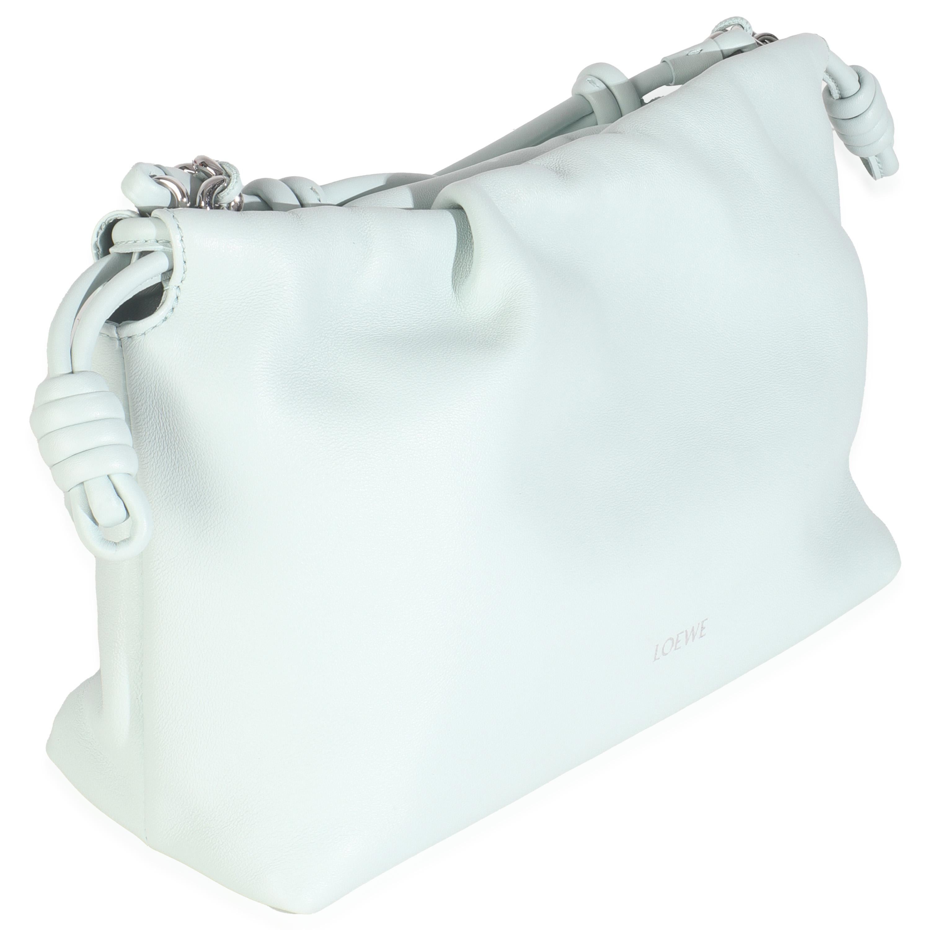 Grigio Loewe Azzurro Mellow Nappa Media Ciambella a catena Flamenco in vendita