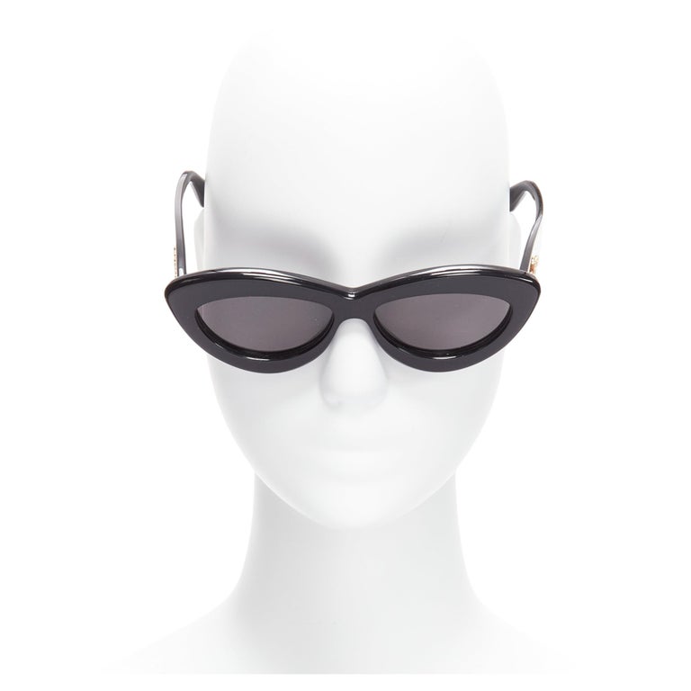 LOEWE LW400961 black acetate gold cursive logo thick frame cat eye 
