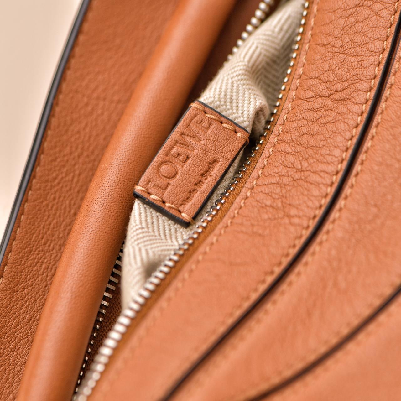 Loewe Mini Puzzle Tan Leather Shoulder Crossbody Bag For Sale 7