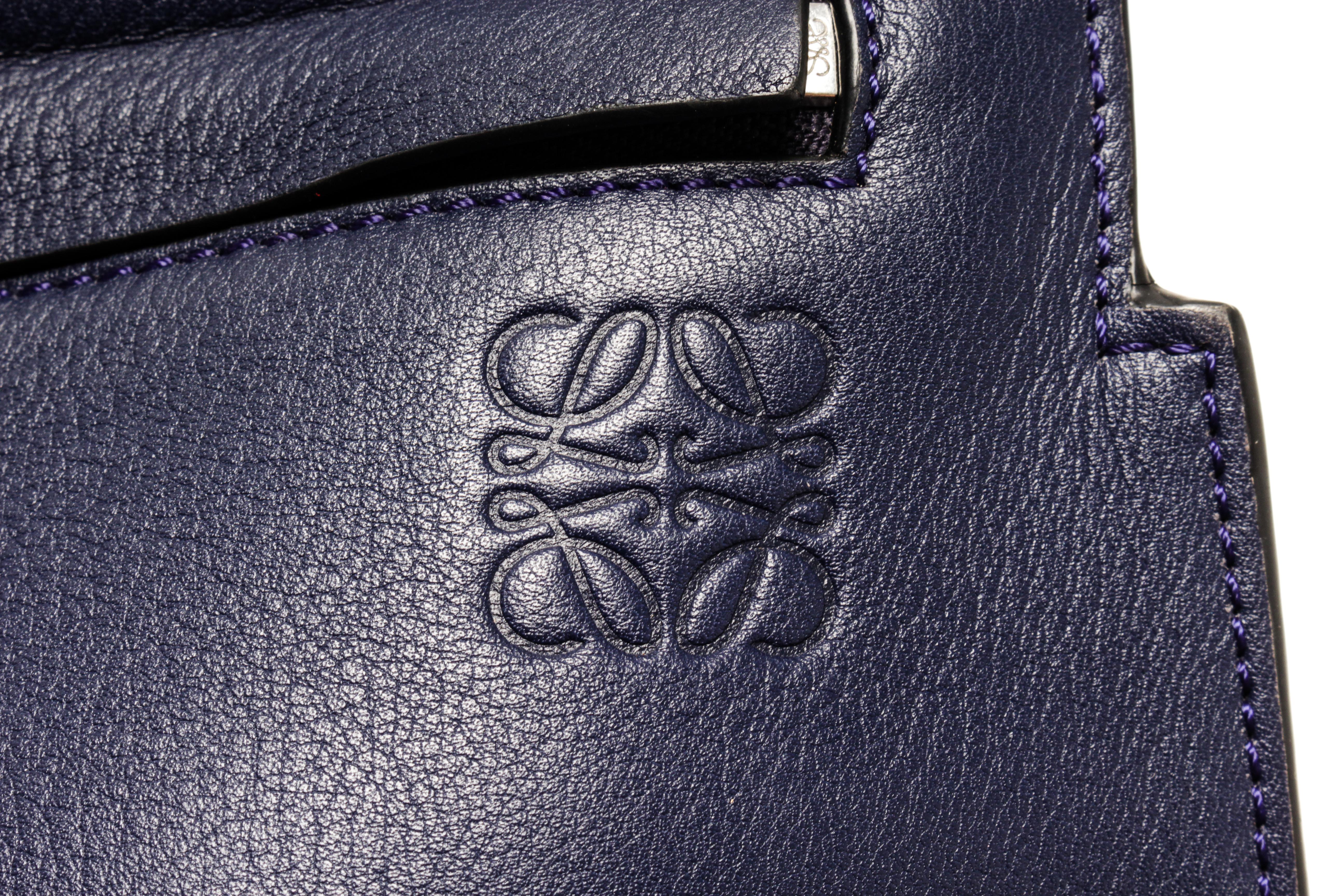 Loewe Navy Blue Leather T Messenger Bag For Sale 2