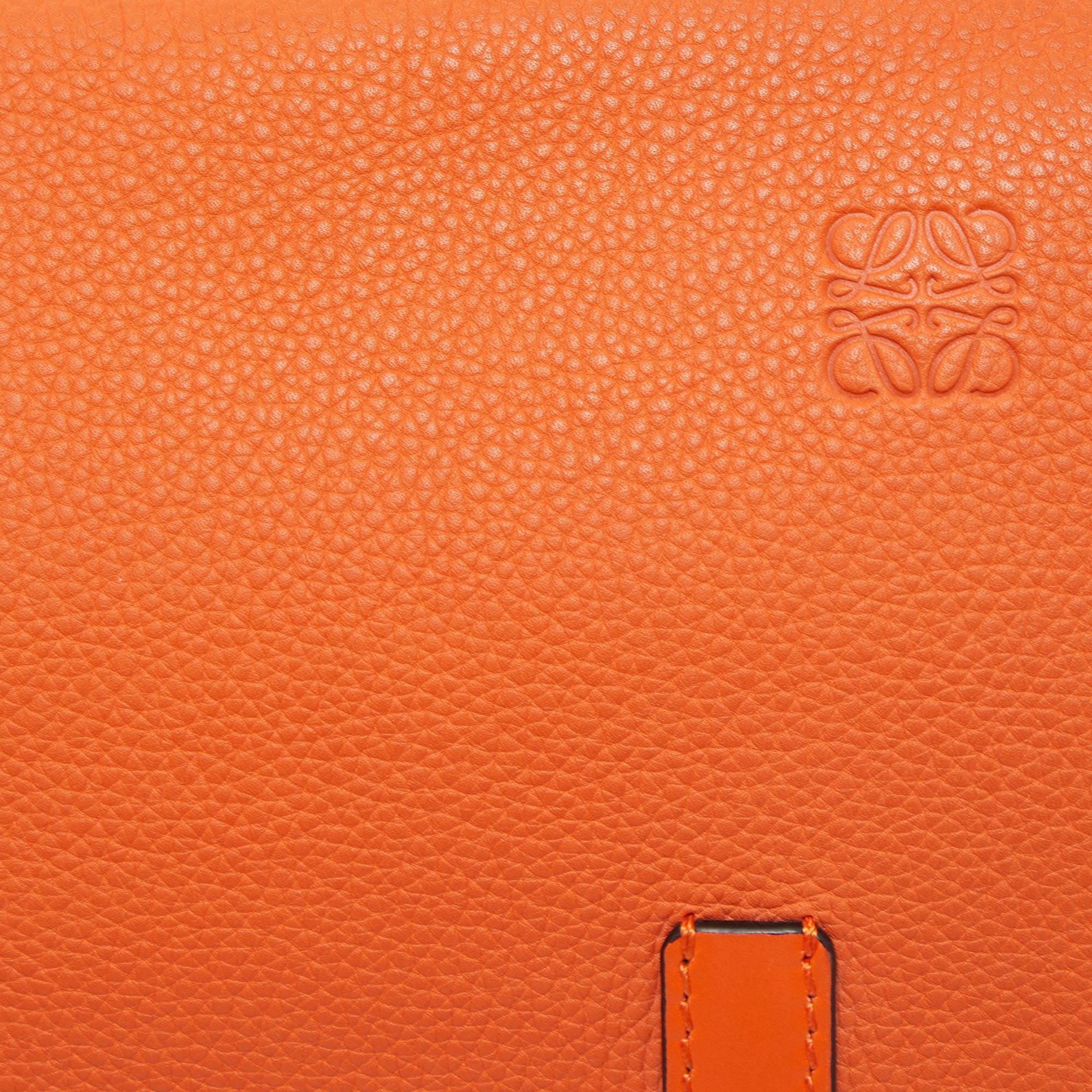 Loewe Orange/Beige Grained Leather Military Belt Bag In Excellent Condition For Sale In Dubai, Al Qouz 2