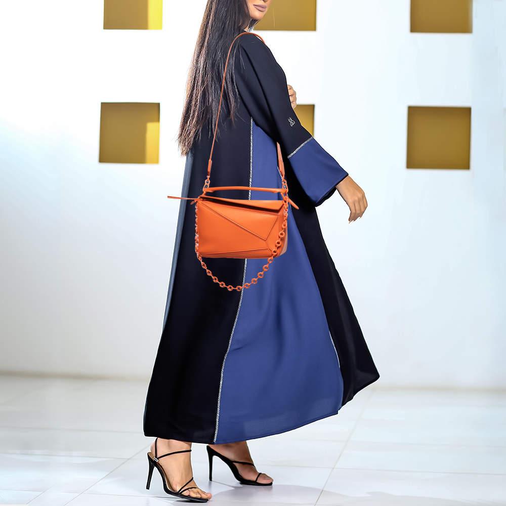 Loewe Orange Leather Small Puzzle Shoulder Bag In Good Condition In Dubai, Al Qouz 2