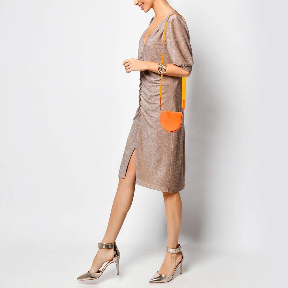 Express your personal style with this high end crossbody bag. Crafted from quality materials it has been added with fine details and is finished perfectly. It features a well sized interior.