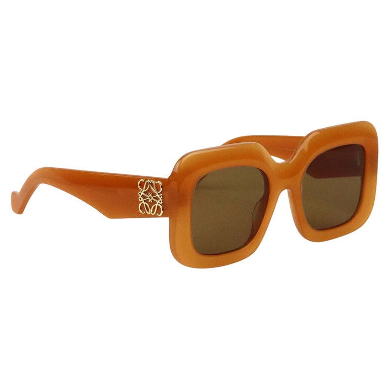 Loewe orange oversized anagram sunglasses Loewe LW40101I 52E Sunglasses - US main image 2