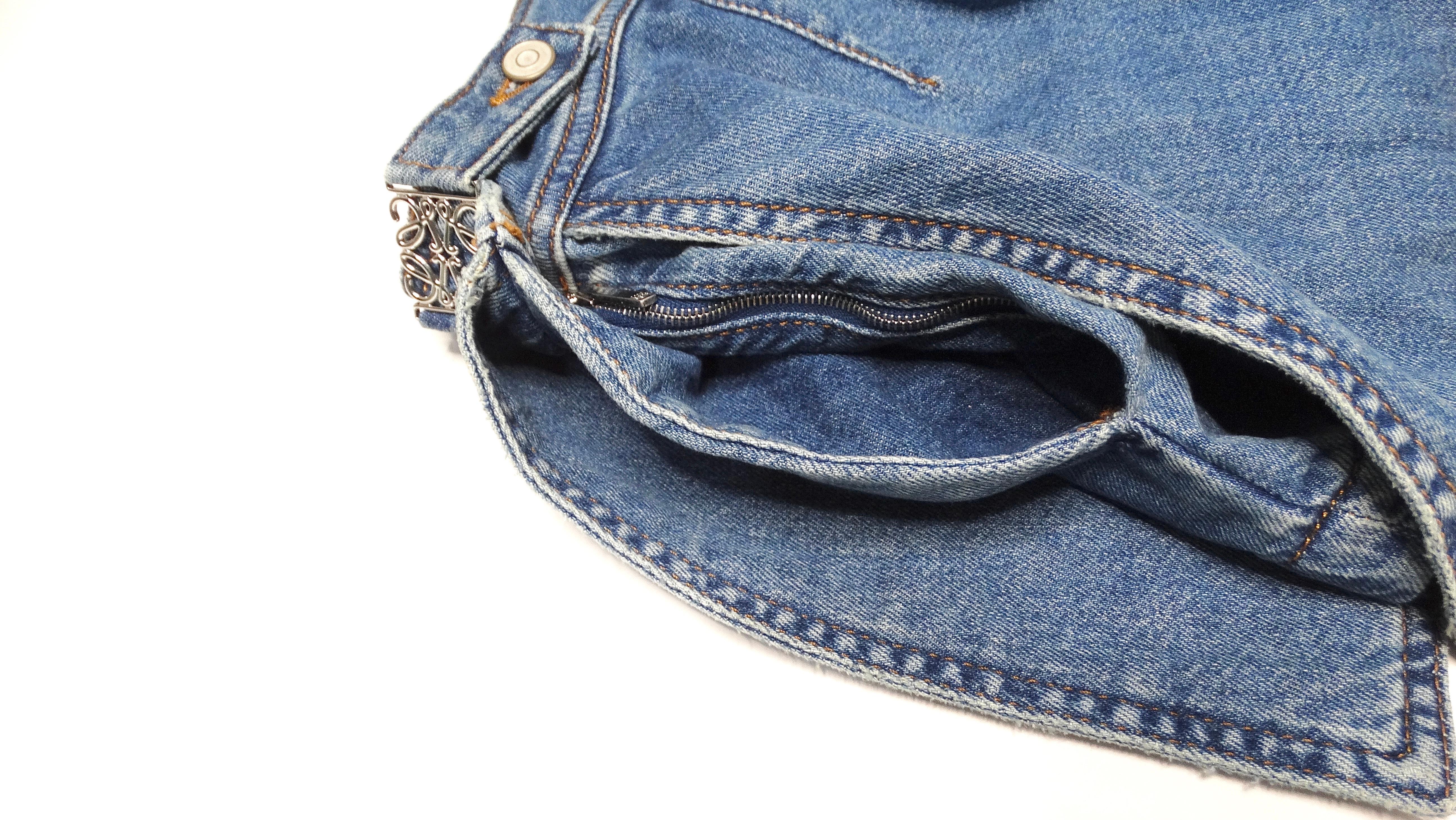 Loewe Paula Ibiza's Denim Anagram Mini Skort In Good Condition For Sale In Scottsdale, AZ