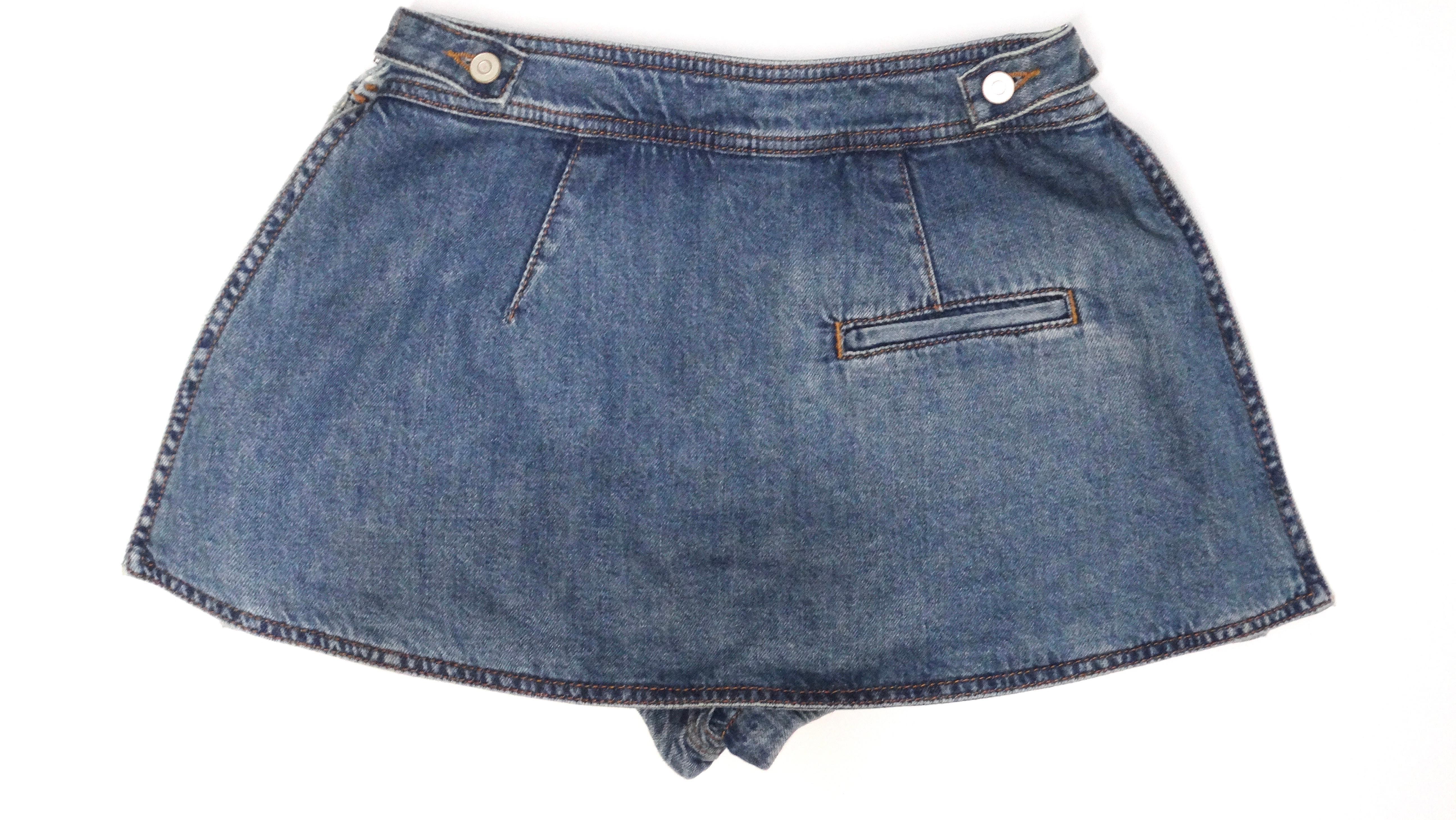 Women's or Men's Loewe Paula Ibiza's Denim Anagram Mini Skort For Sale