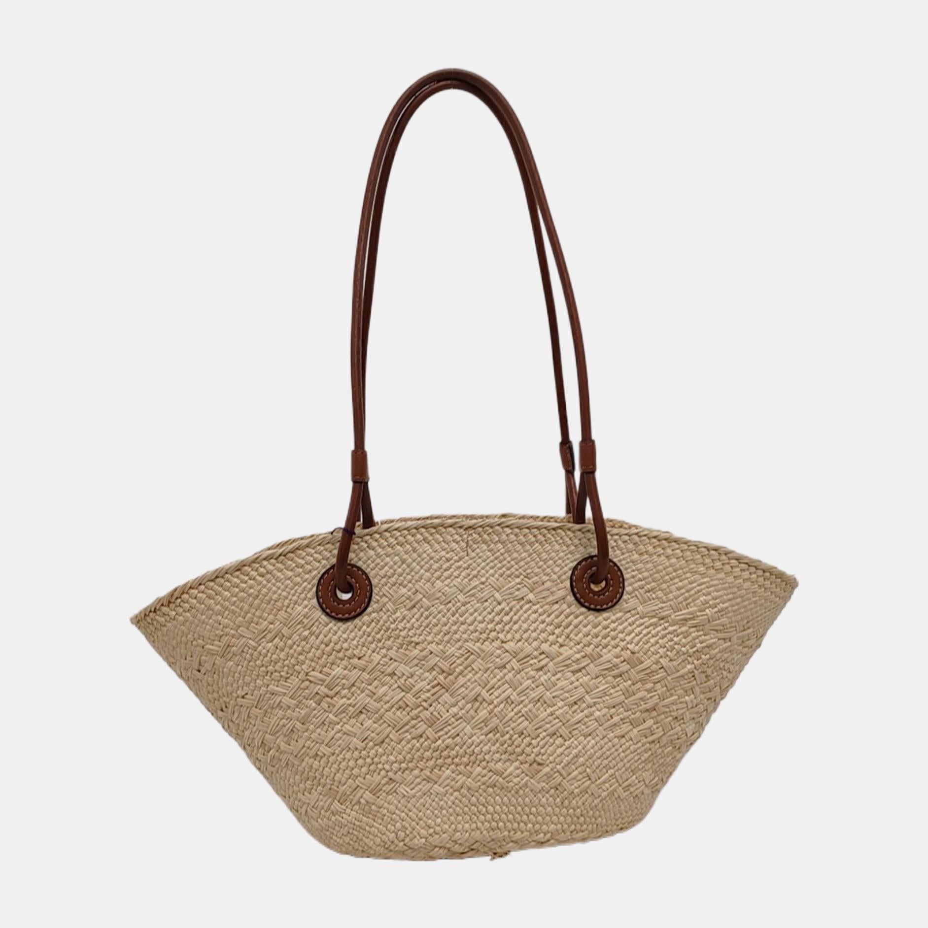 Loewe Paulas Ibiza Anagram Raffia Small Basket Tote Bag In Excellent Condition For Sale In AUBERVILLIERS, FR