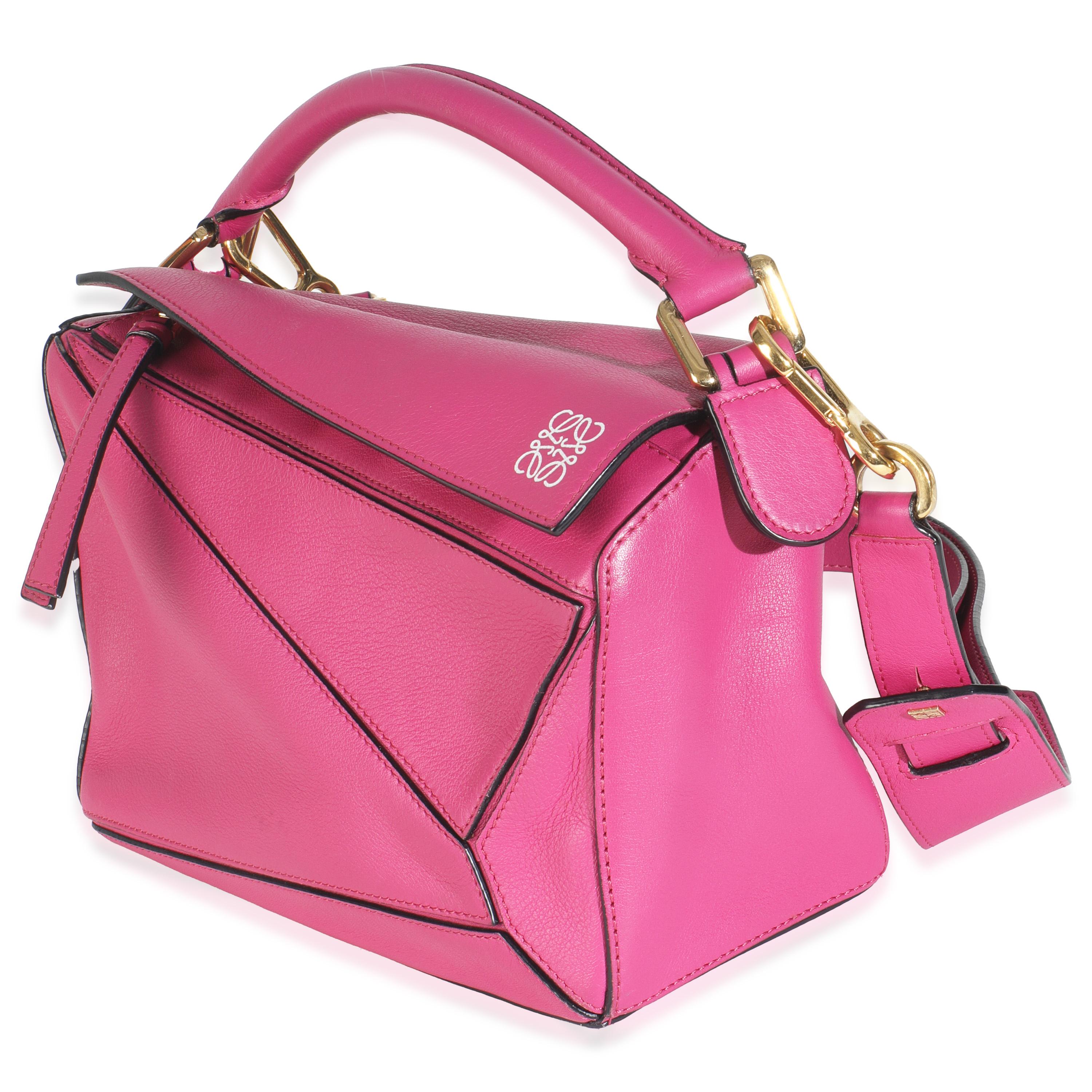 Rose Loewe - Petit sac à main en cuir de veau rose avec bordure en forme de puzzle en vente