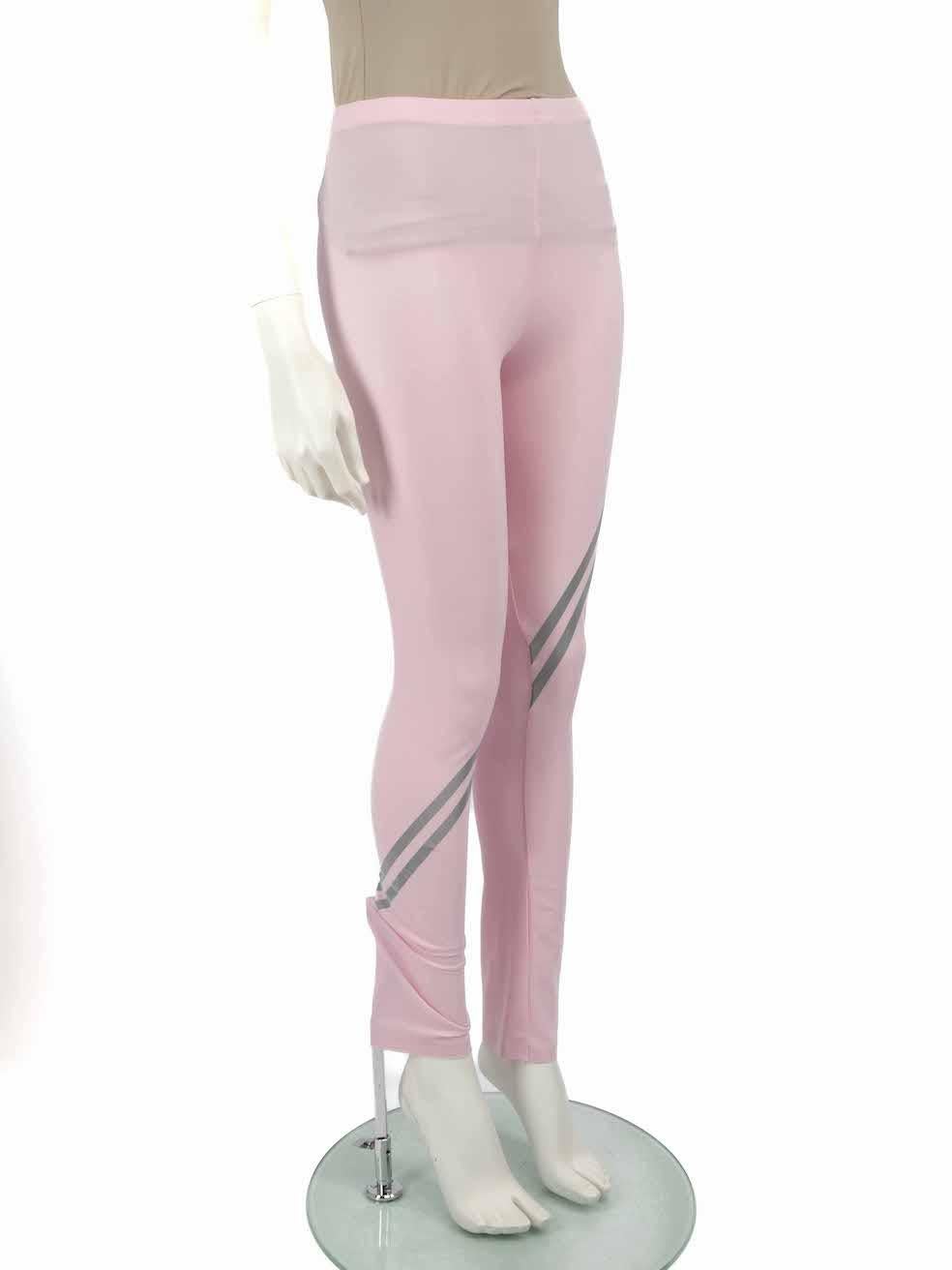 CONDITION is Very good. Minimal wear to leggings is evident. Minimal wear to front left side where there is a small mark to the thigh area on this used Loewe designer resale item.
 
 
 
 Details
 
 
 Pink
 
 Cotton
 
 Leggings
 
 High rise
 
