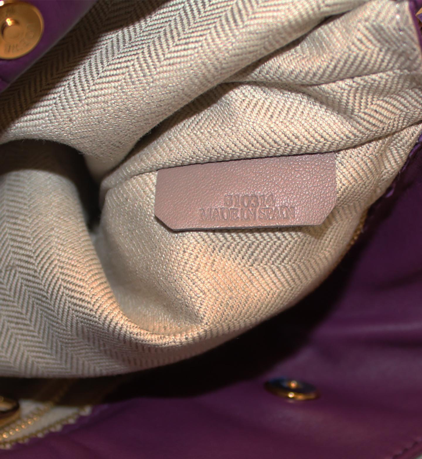 Loewe Purple Flamenco Tassel Bag In Excellent Condition For Sale In Palm Beach, FL