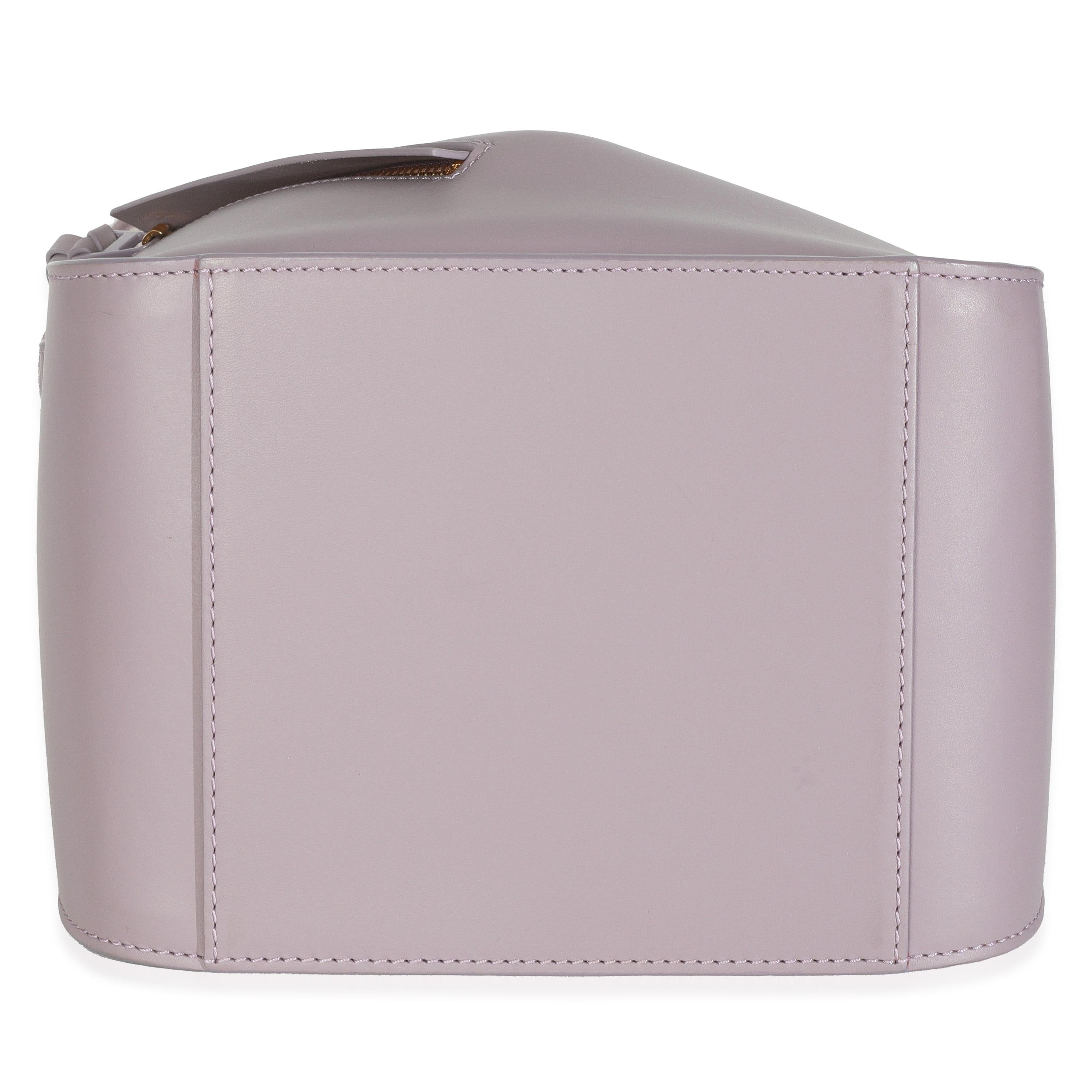 Loewe Lila Nebel Kalbsleder Kleine Hängematte Kompakte Umhängetasche im Angebot 2