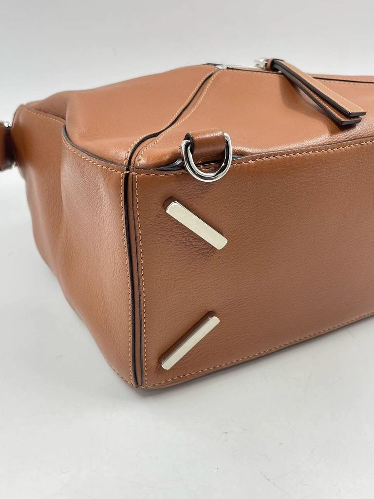 Loewe Puzzle Crossbody bag Caramel Brown leather 11