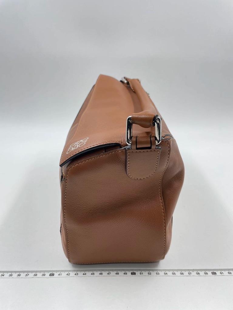 Loewe Puzzle Crossbody bag Caramel Brown leather In Excellent Condition In AUBERVILLIERS, FR