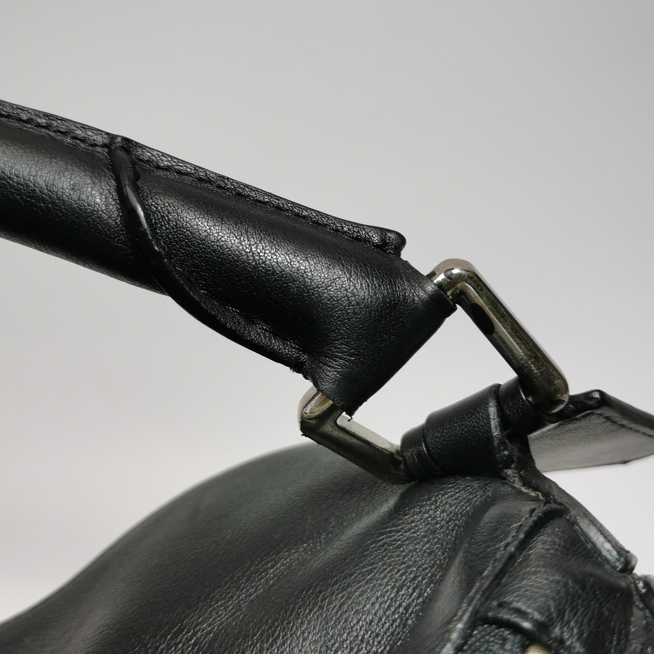 Loewe Puzzle Large Black Smooth Leather White Logo in vendita 12