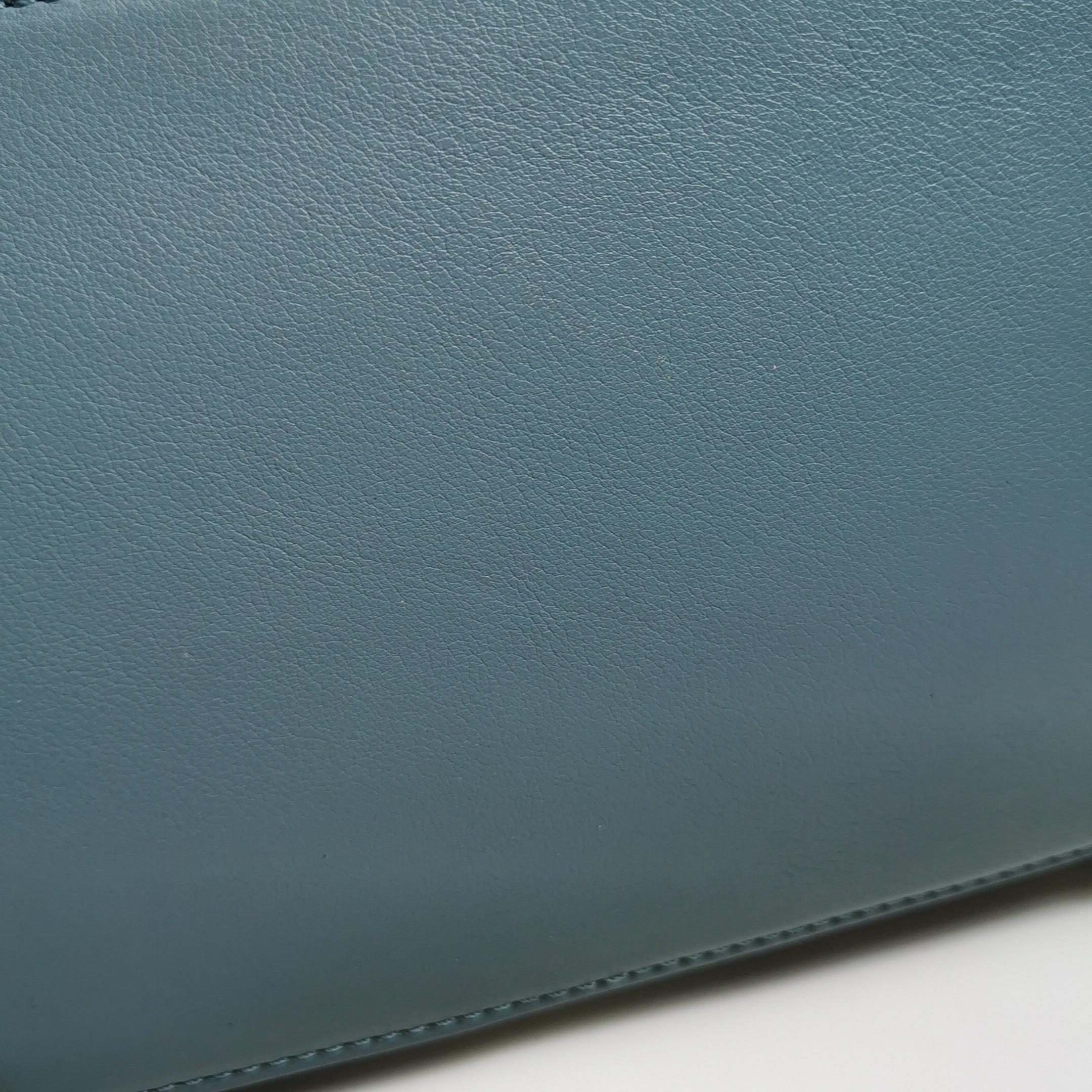 Loewe Puzzle Medium Ash blue Calfskin Leather Crossbody Bag For Sale 13