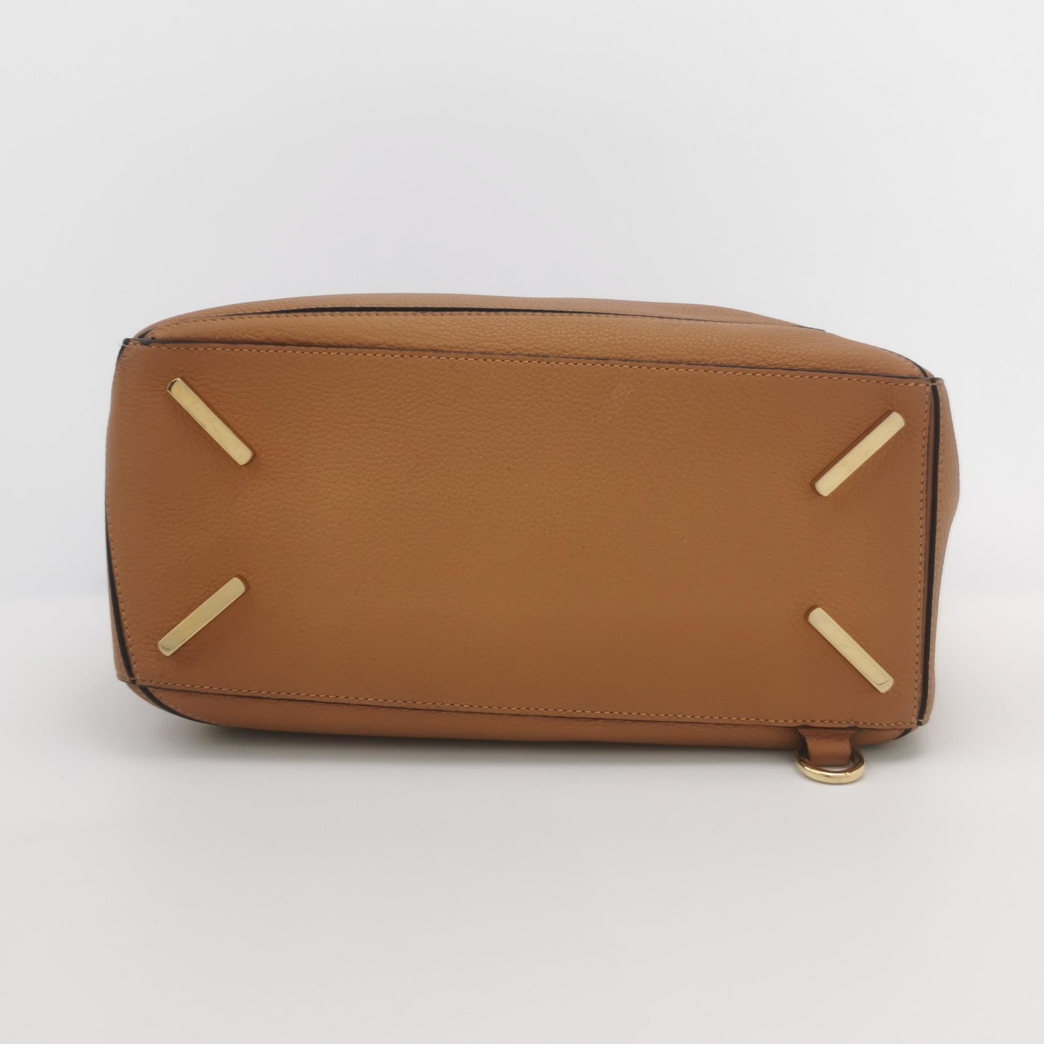 Loewe Puzzle Medium en cuir marron avec bracelet brodé multicolore en vente 2