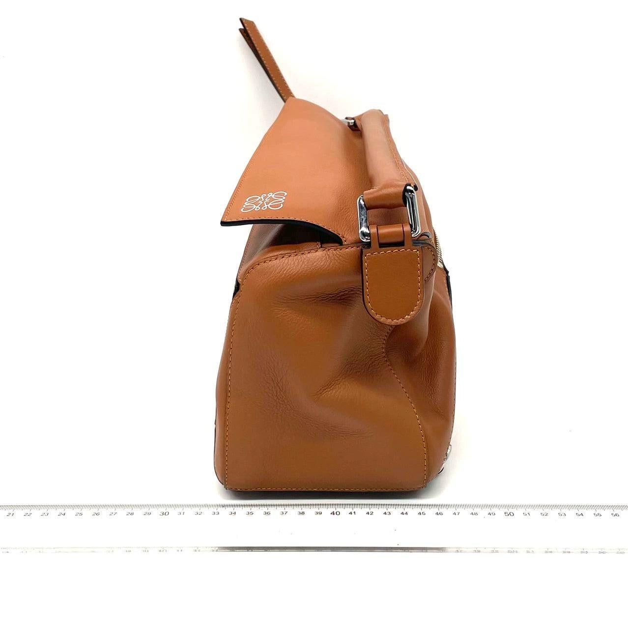 De las mujeres Bolso Loewe Puzzle mediano de piel de becerro color caramelo tostado