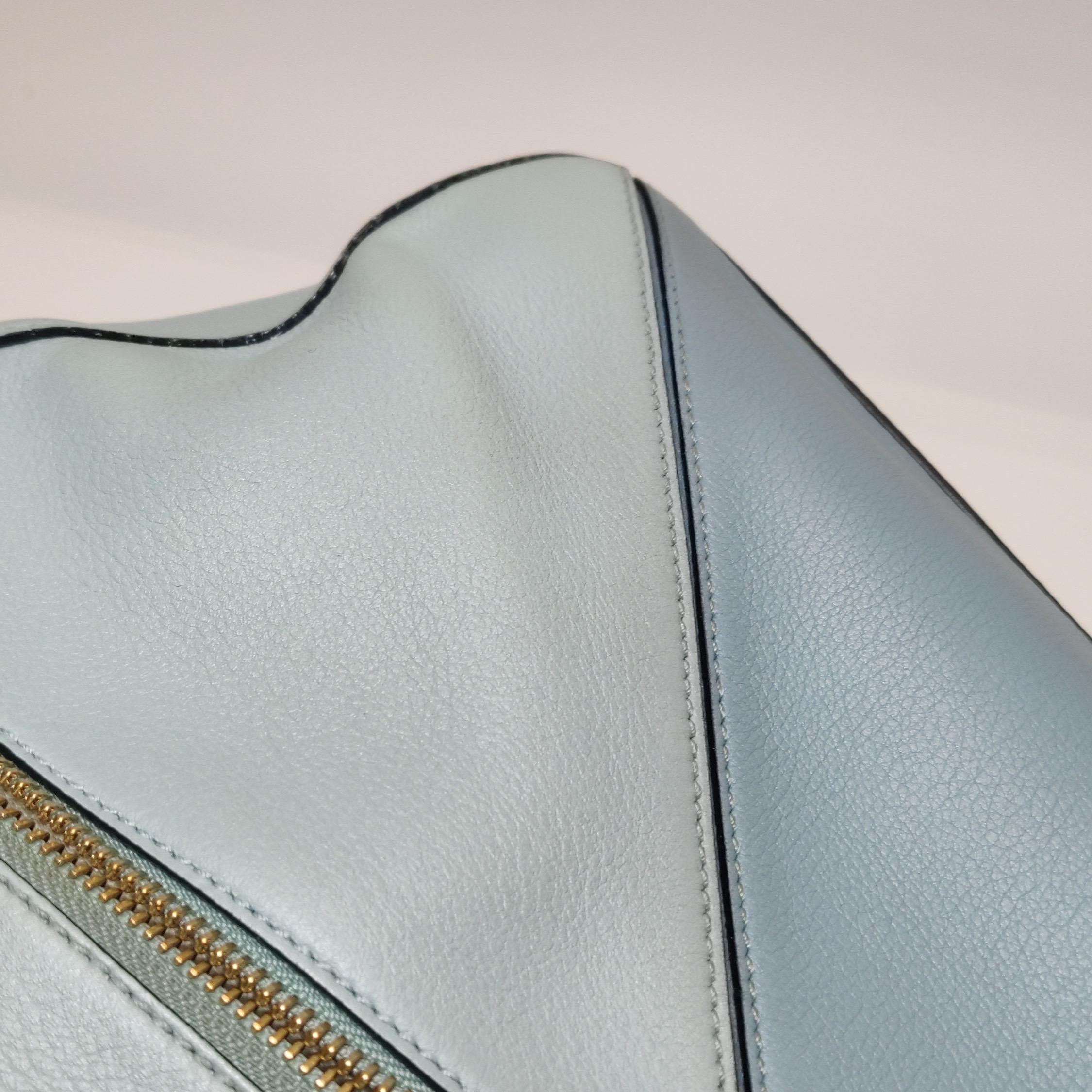 Loewe Puzzle Medium Multicolor Blue Calfskin Leather Crossbody Bag in vendita 8