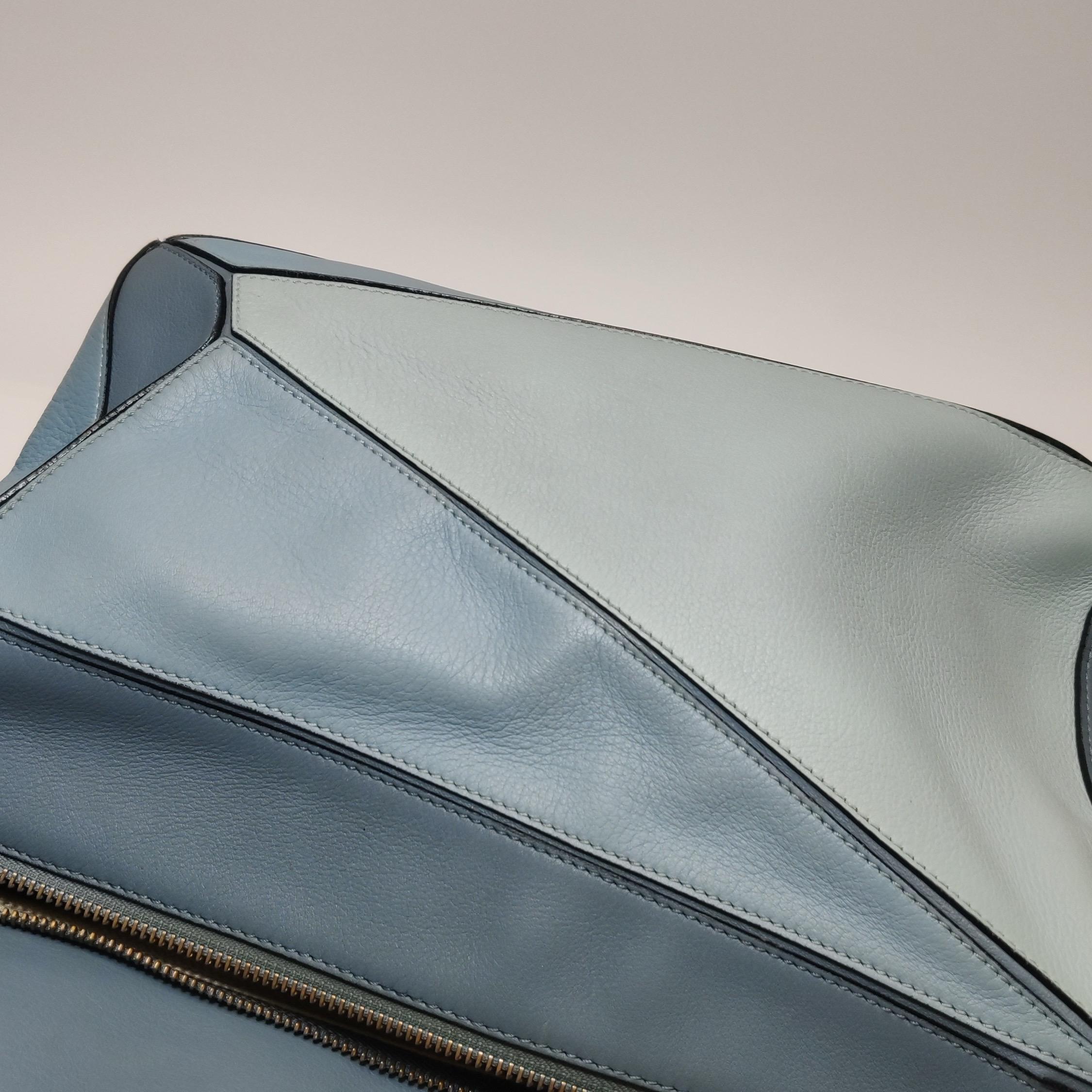 Loewe Puzzle Medium Multicolor Blue Calfskin Leather Crossbody Bag in vendita 13