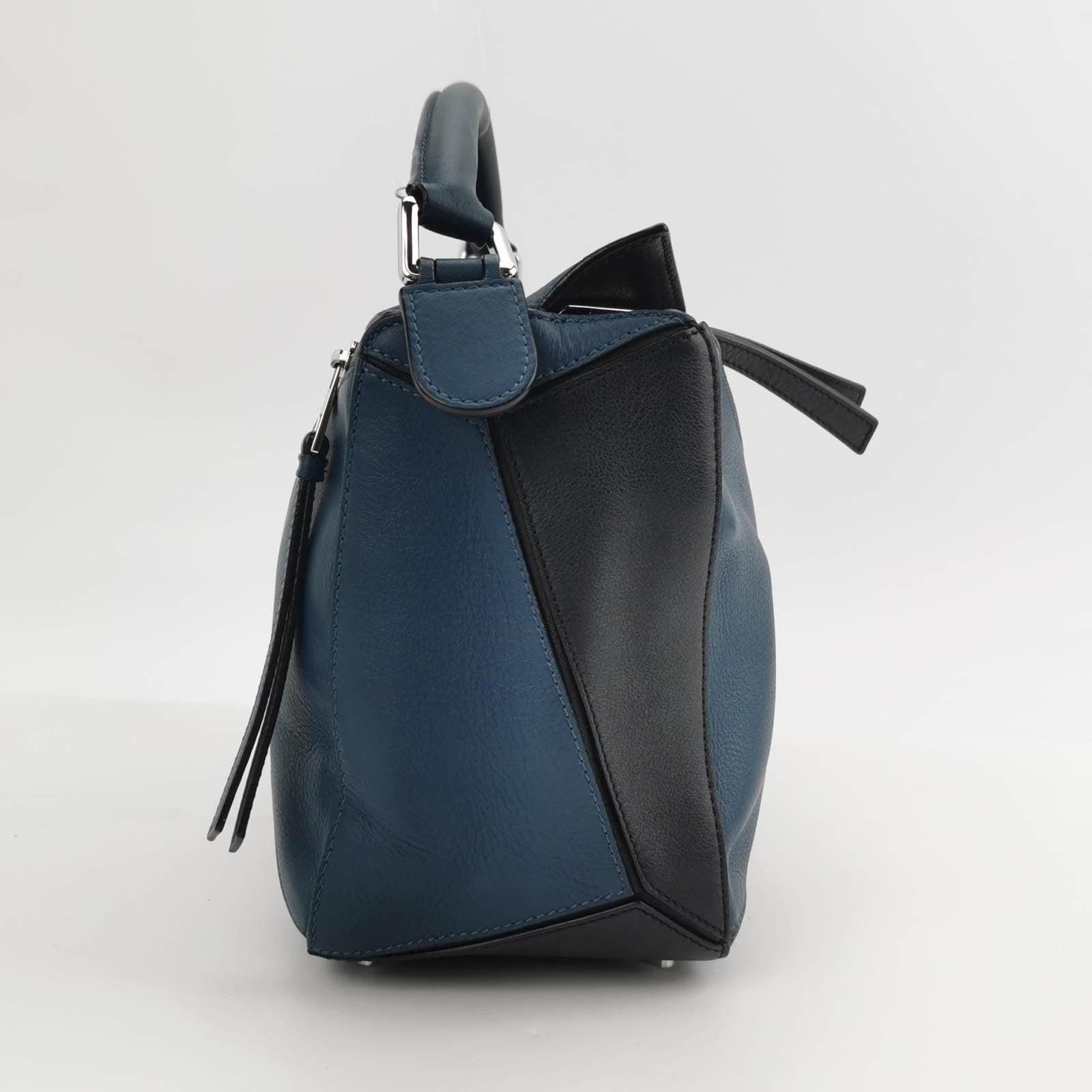 Women's Loewe Puzzle Medium Multicolor Navy Calfskin leather bag