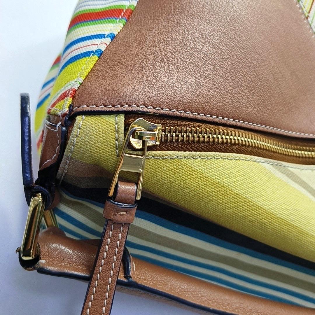 Loewe Puzzle Medium Multicolor Striped Canvas Leather Crossbody Bag en vente 9