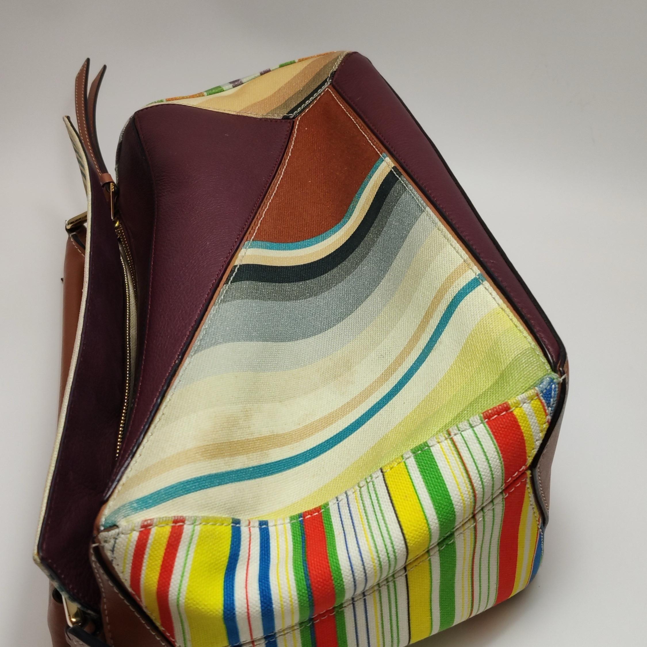 Loewe Puzzle Medium Multicolor Striped Canvas Leather Crossbody Bag en vente 9