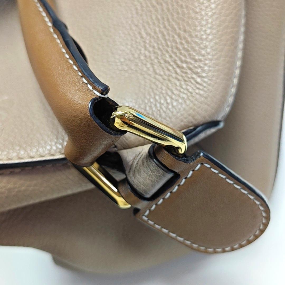 Loewe Puzzle Medium Sand Beige Sac en cuir de veau Brown Strap en vente 5