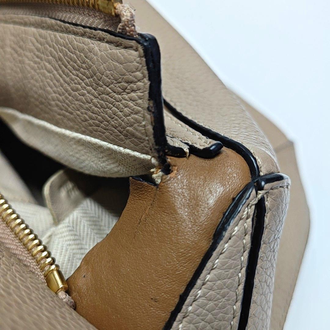 Loewe Puzzle Medium Sand Beige Sac en cuir de veau Brown Strap en vente 8