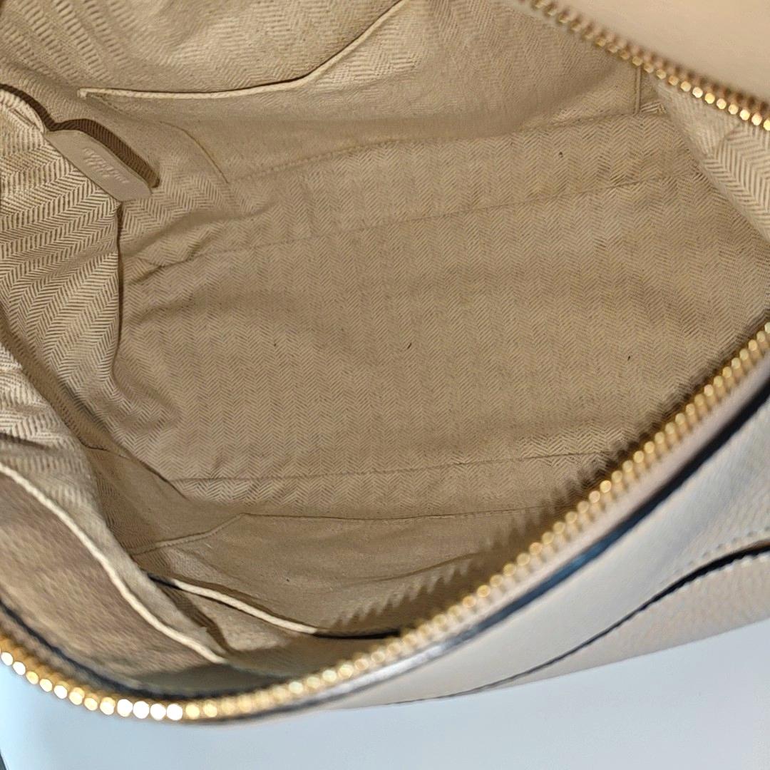 Loewe Puzzle Medium Sand Beige Sac en cuir de veau Brown Strap en vente 2