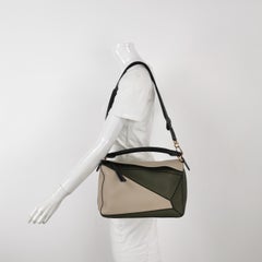Loewe Puzzle Medium Tricolor Grün Beige Kalbsleder Tasche