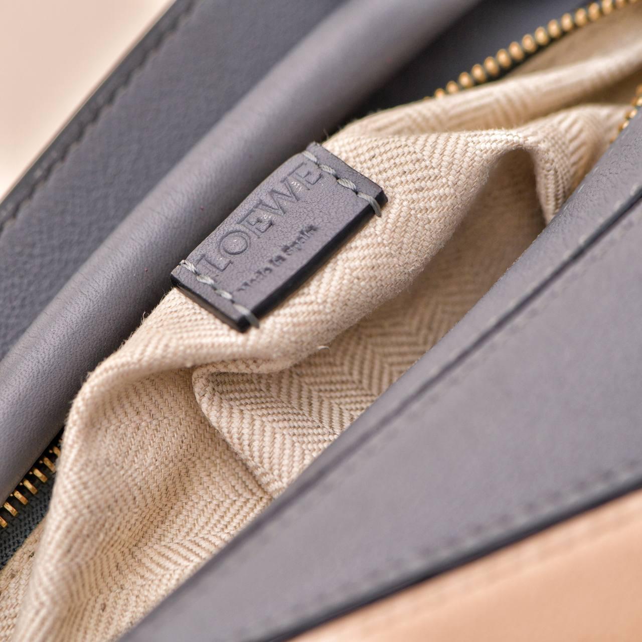 Loewe Puzzle Mini Asphalt Grey Nude Green Leather Shoulder Crossbody Bag For Sale 7
