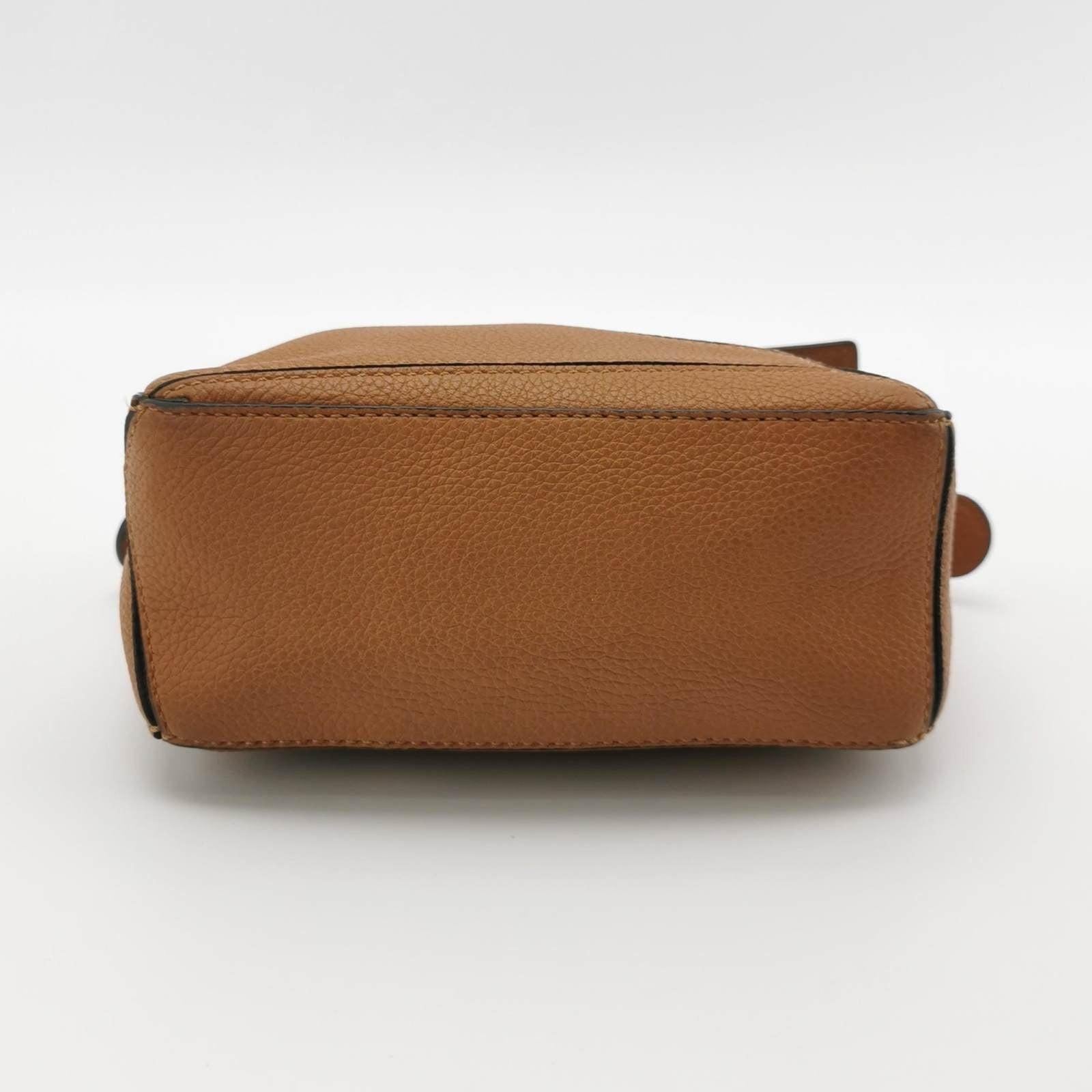 Loewe Puzzle Mini Caramel Tan Calfskin Leather Crossbody Bag For Sale 1