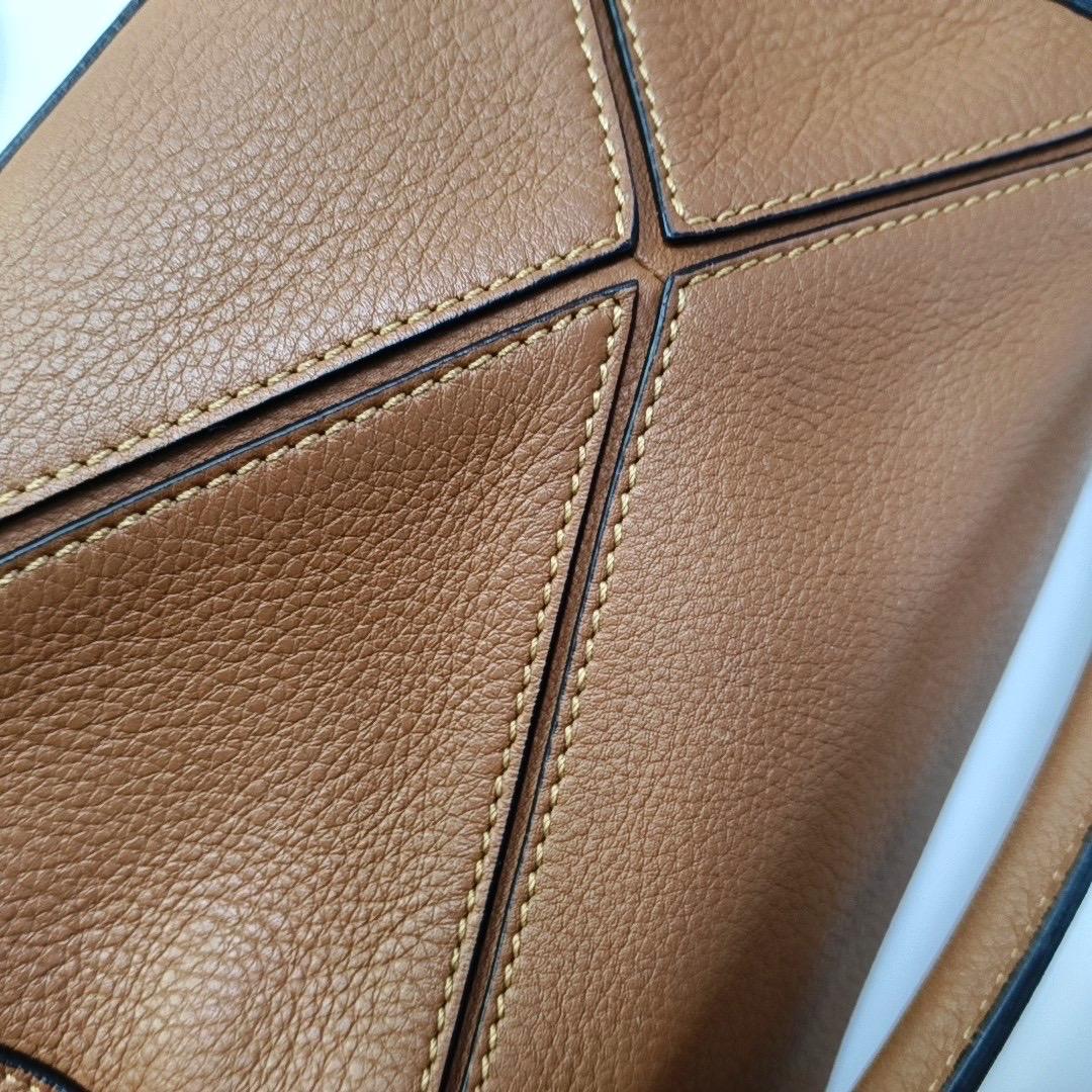 Loewe Puzzle Mini Caramel Tan Grained Calfskin Leather Crossbody Bag For Sale 2