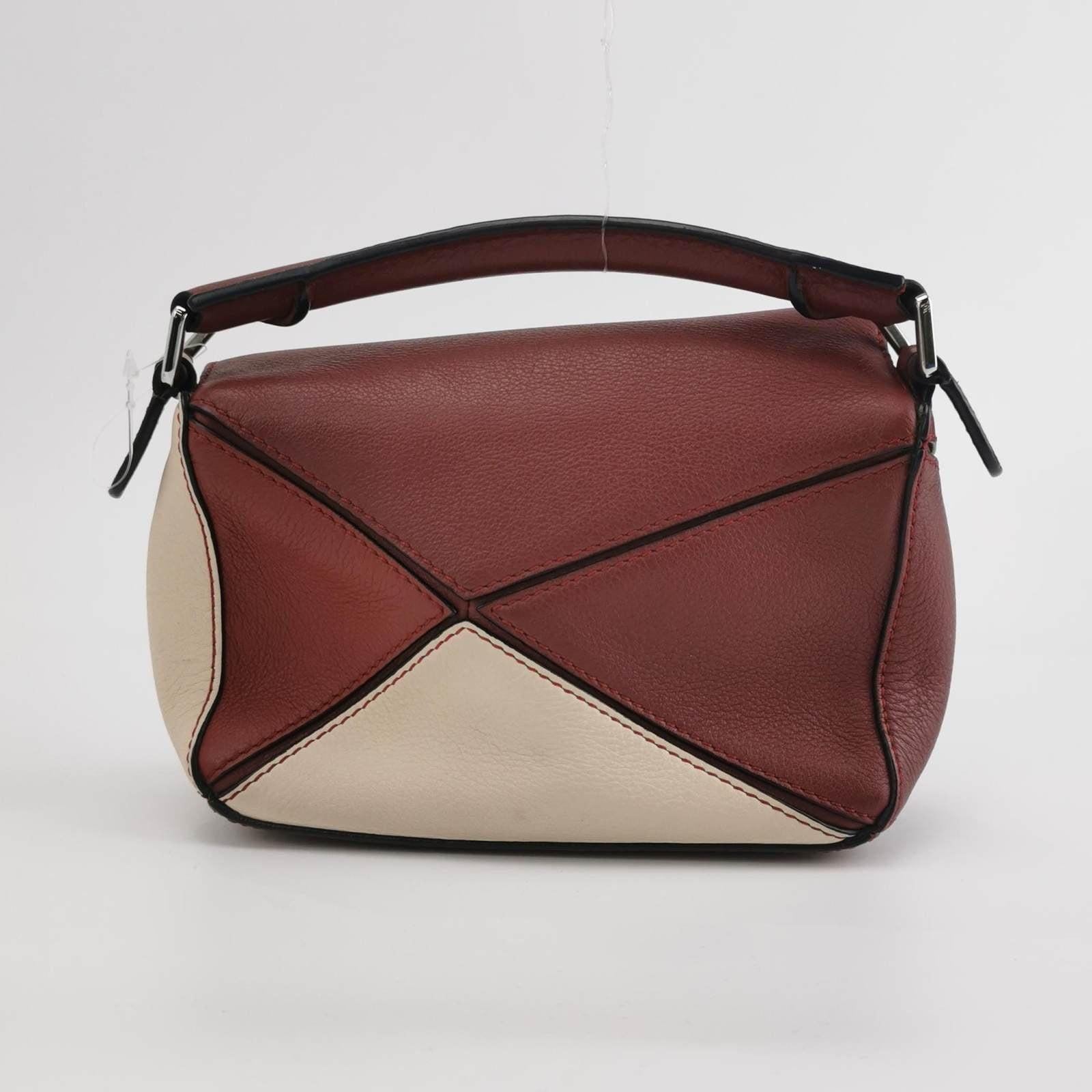 Loewe Puzzle Mini Multicolor Burgundy Calfskin Leather Crossbody Bag In Excellent Condition In AUBERVILLIERS, FR