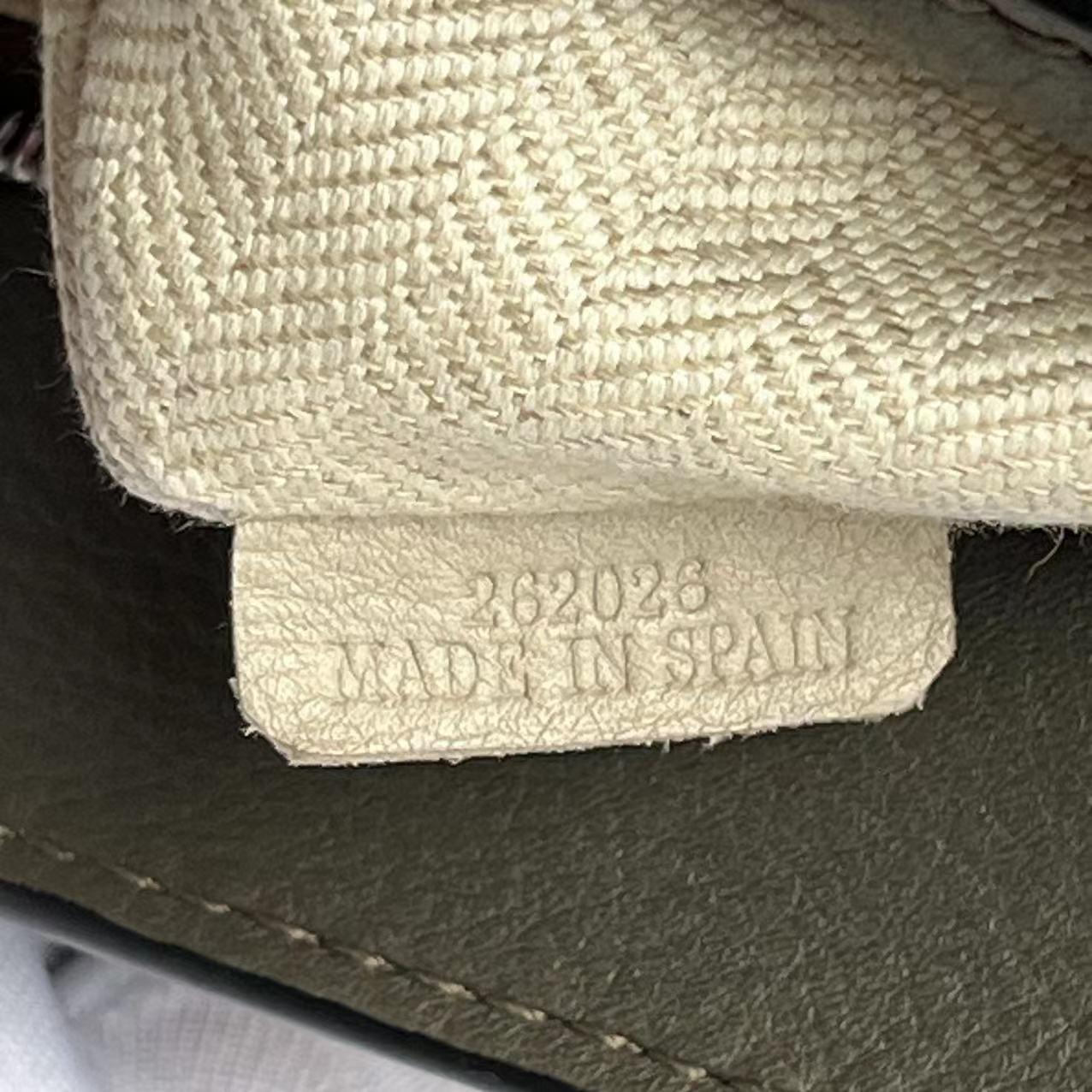 Loewe Puzzle Mini Olive Green Sac à bandoulière en cuir de veau en vente 14