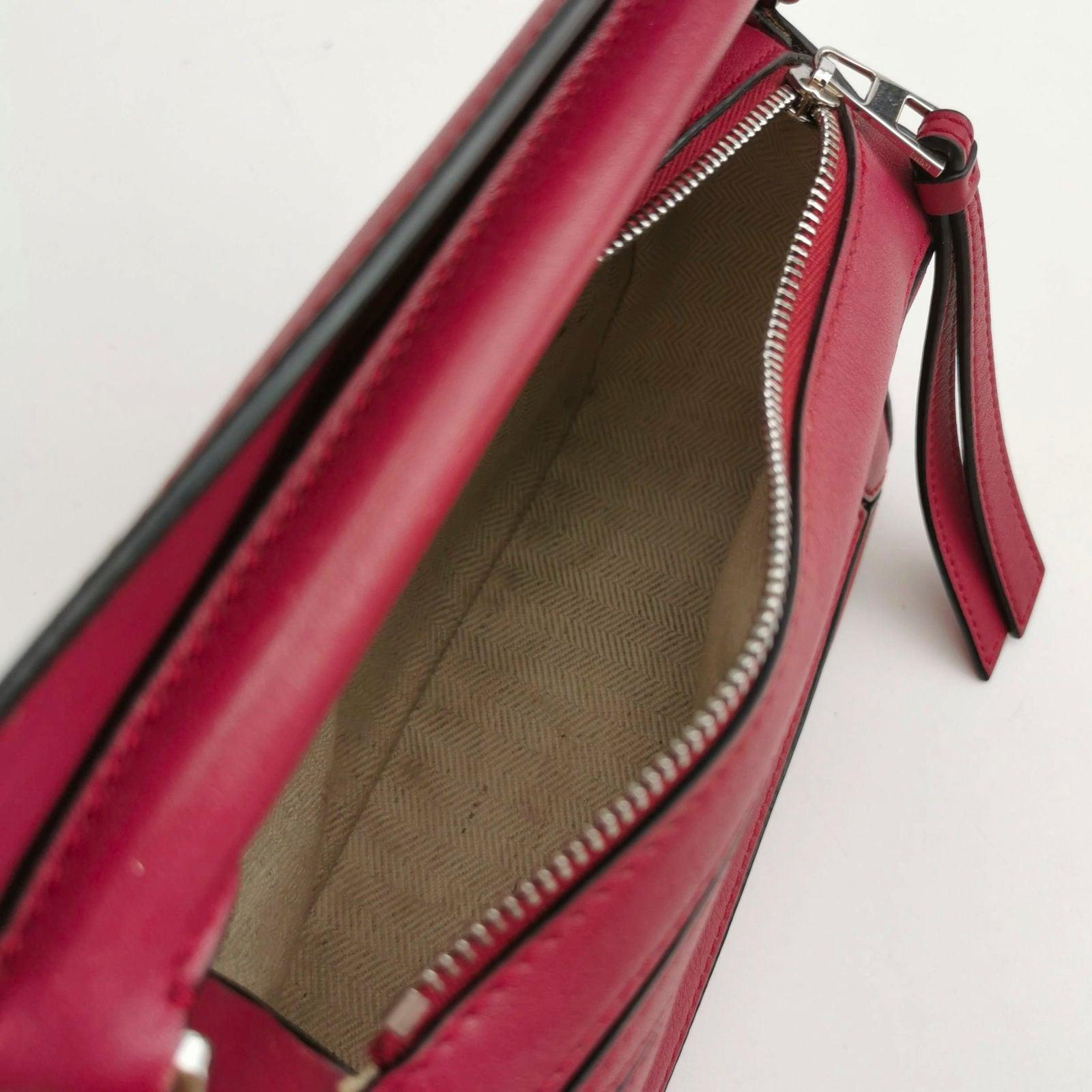 Loewe Puzzle Mini Red Calfskin Leather Crossbody Bag For Sale 2