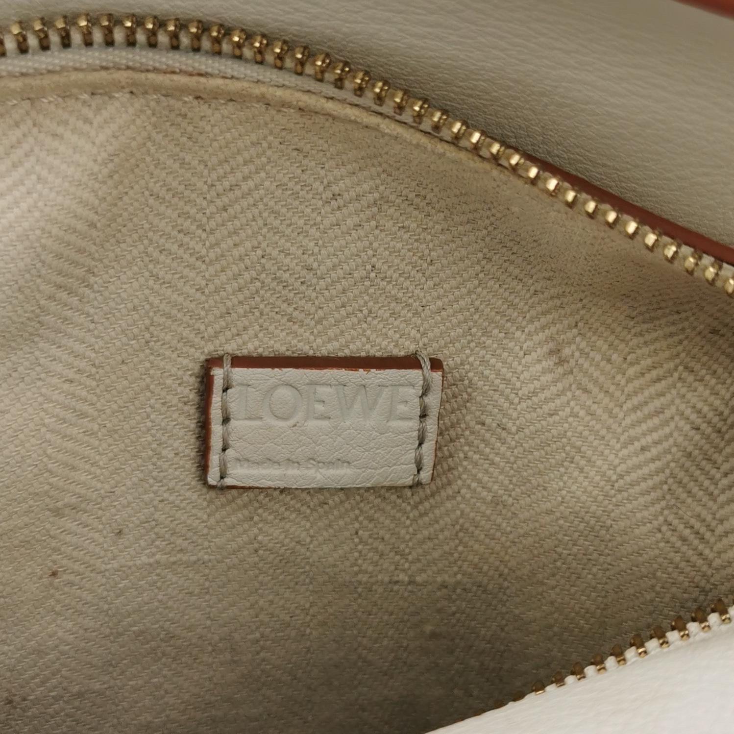 Loewe Puzzle Mini Tricolor Gris Sac à bandoulière en cuir de veau en vente 1
