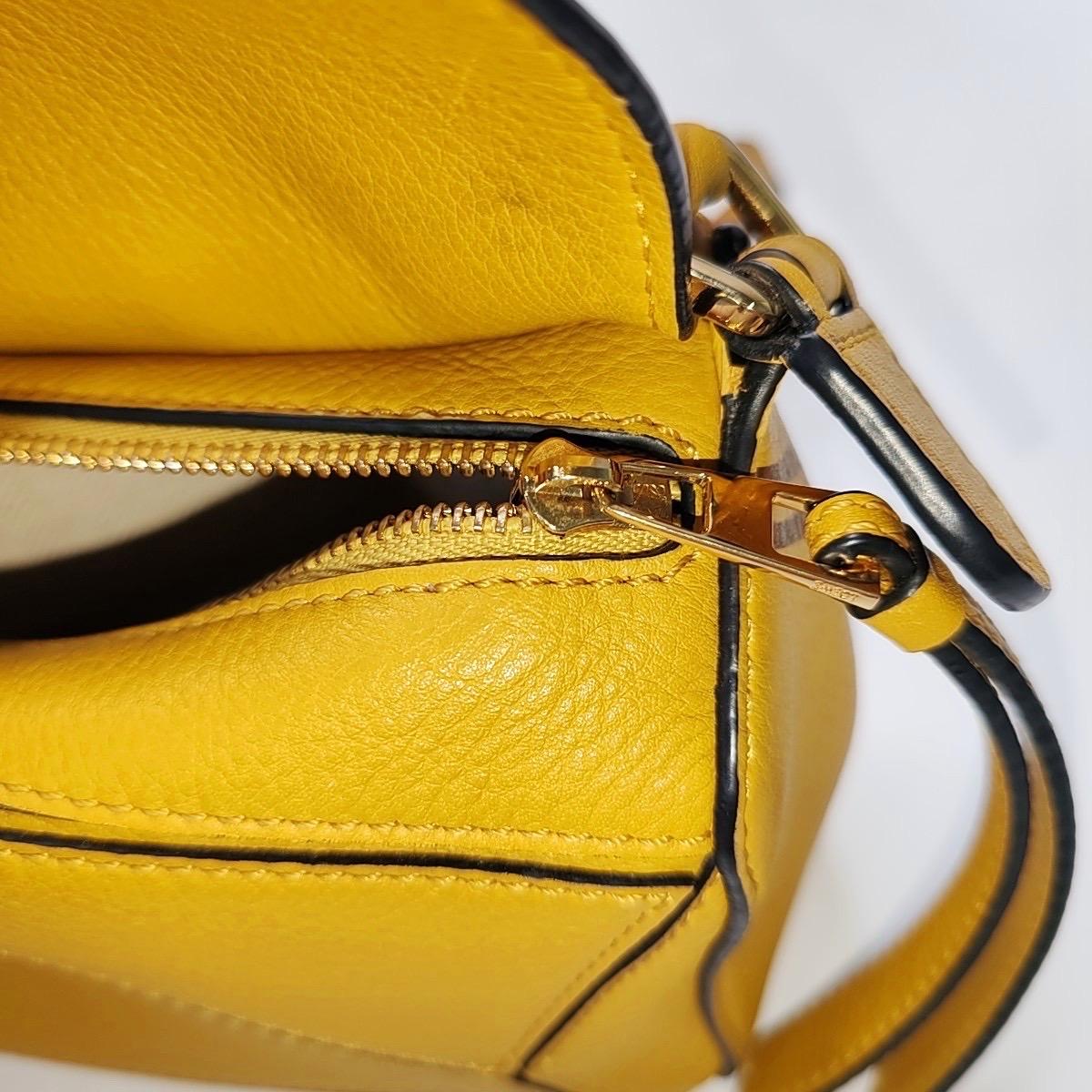 Loewe Puzzle Mini Yellow Calfskin Leather Gold Hardware Crossbody Bag For Sale 10
