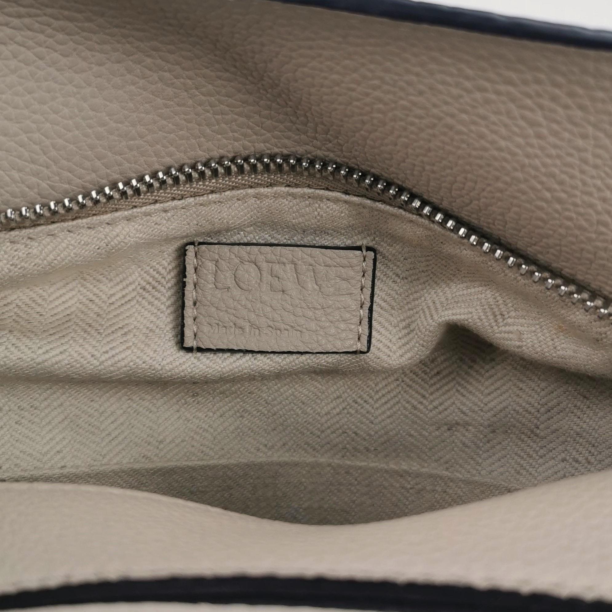 Loewe Puzzle Small Beige Herbarium Holiday Collection'S in pelle di vitello Crossbody in vendita 6