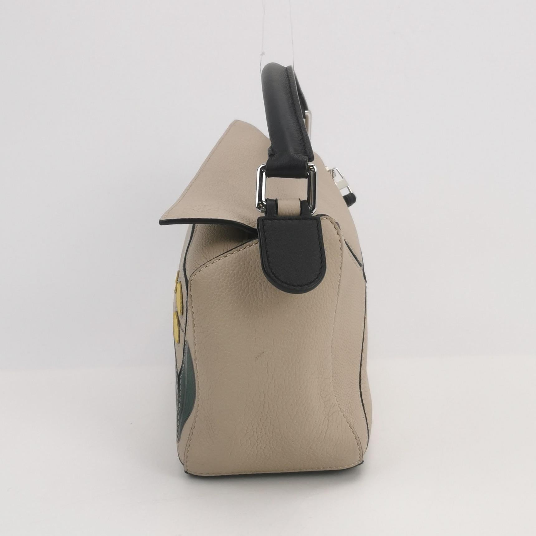 Loewe Puzzle Small Beige Herbarium Holiday Collection'S in pelle di vitello Crossbody In condizioni ottime in vendita a AUBERVILLIERS, FR