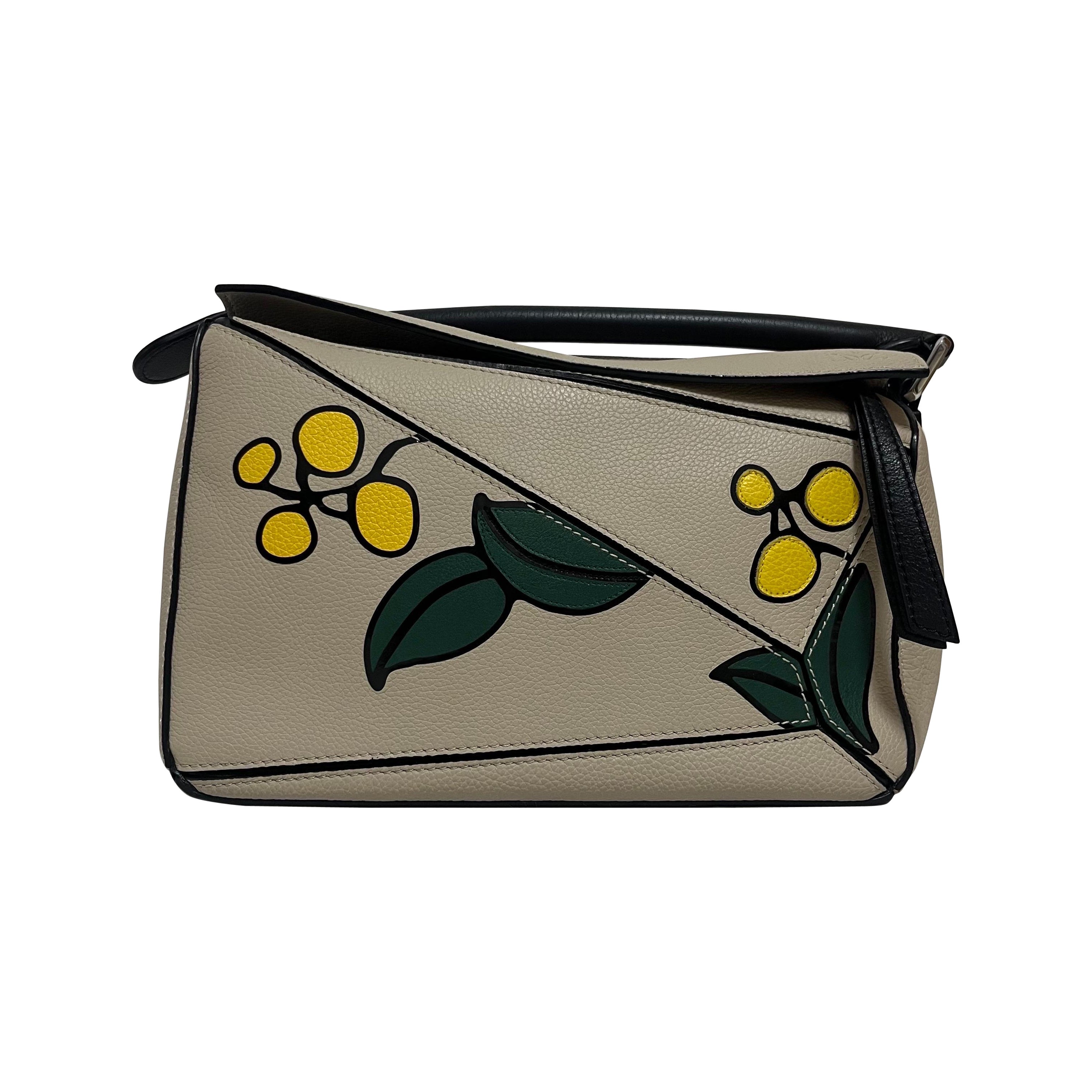 Loewe Puzzle Klein Beige Herbarium Holiday Collection Kalbsleder Crossbody