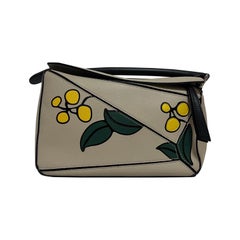 Loewe Puzzle Klein Beige Herbarium Holiday Collection Kalbsleder Crossbody