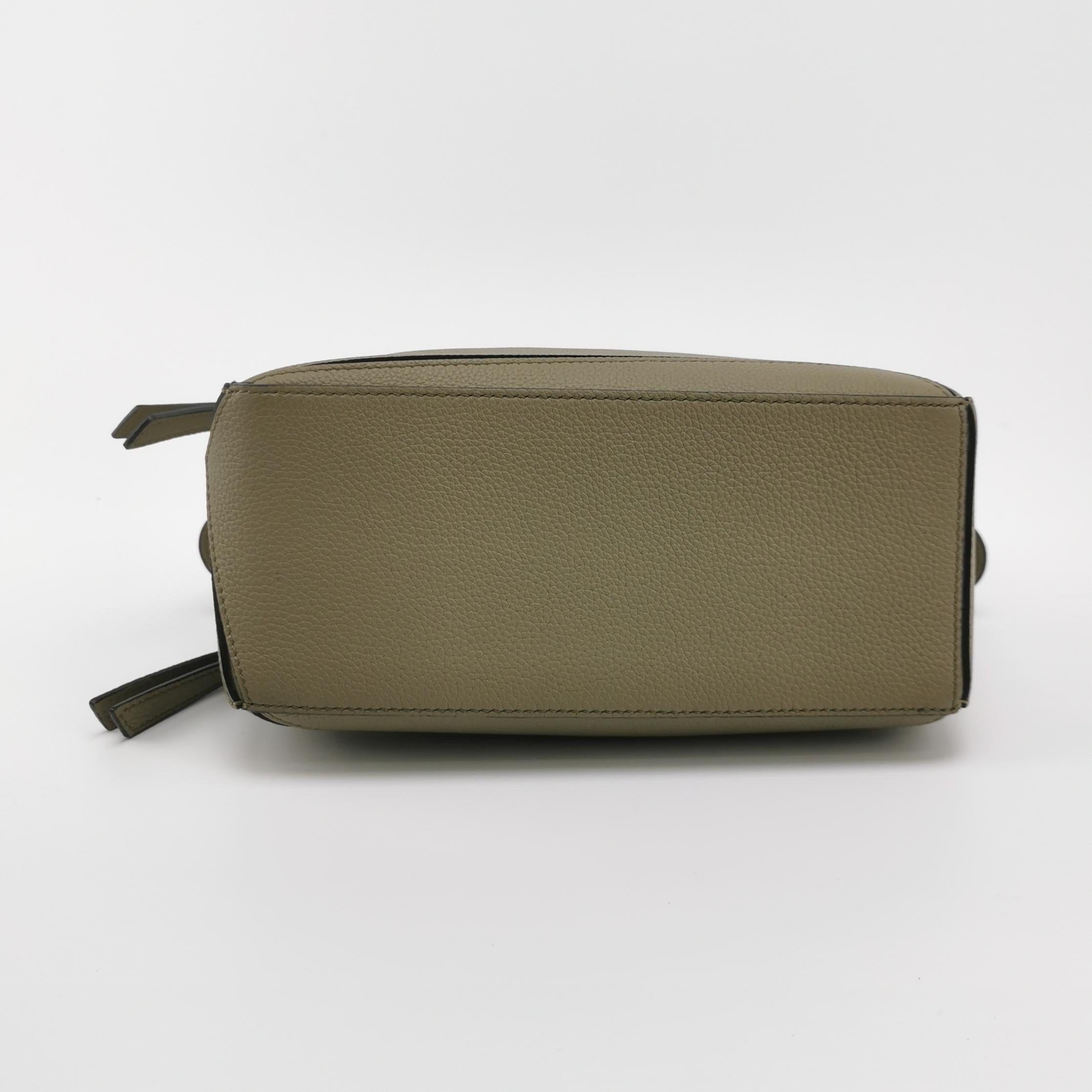 Loewe Puzzle Small Green Calfskin Leather Crossbody Bag 3