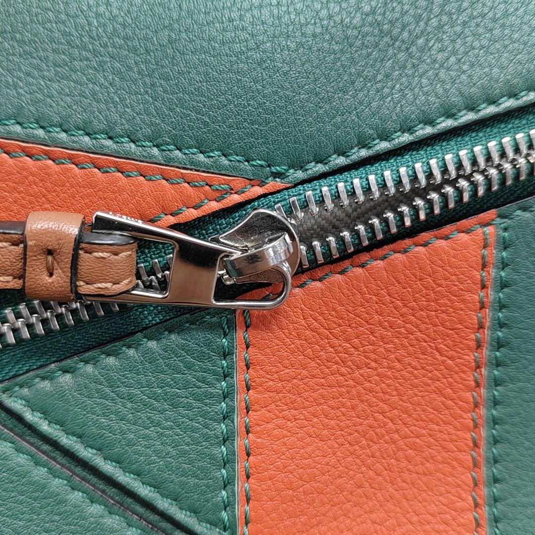 Bolso Crossbody Loewe Puzzle Pequeño Rayas Verde Naranja 2019 en venta 8