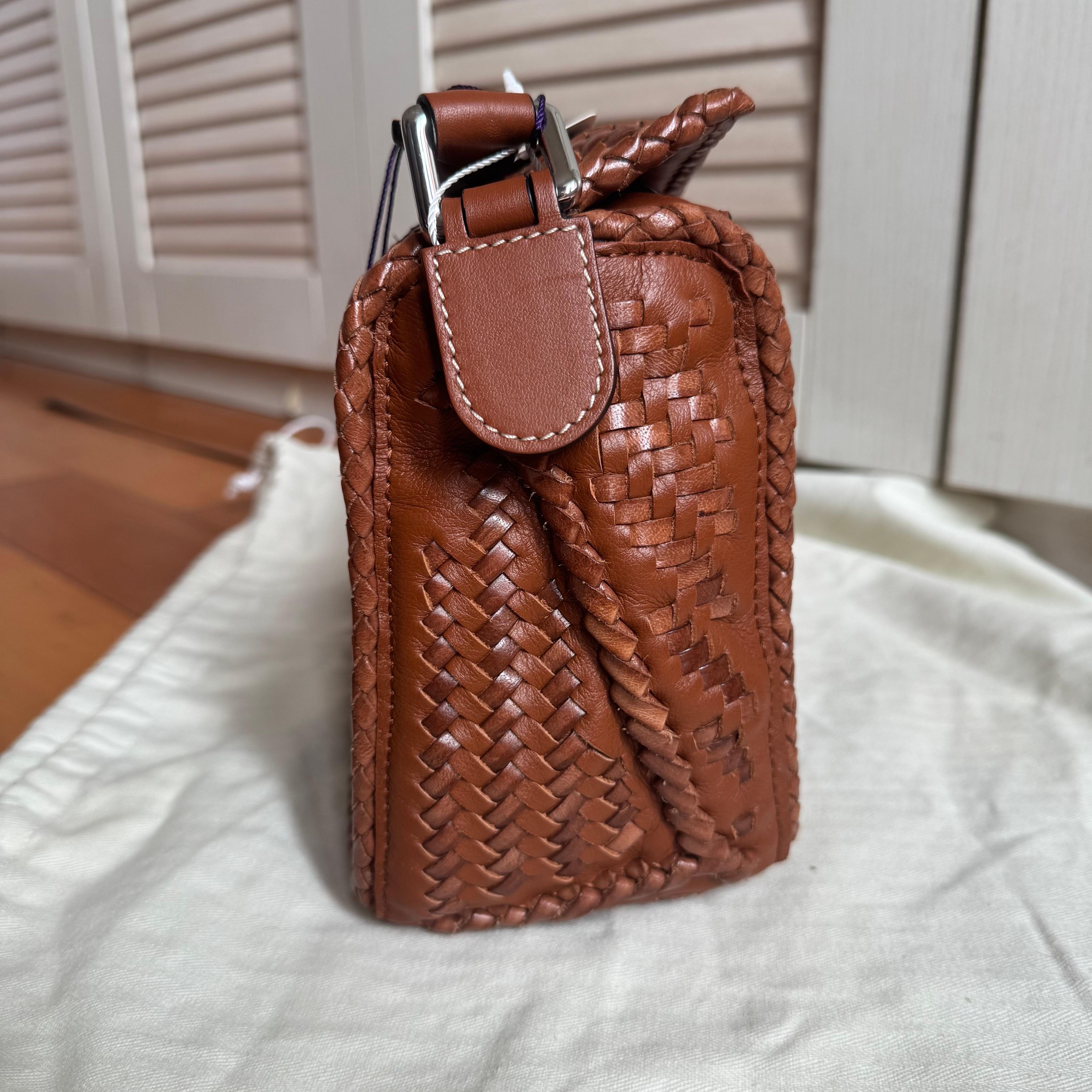 Loewe Puzzle Kleine geflochtene Ledertasche Braun Crossbody Tasche im Angebot 8